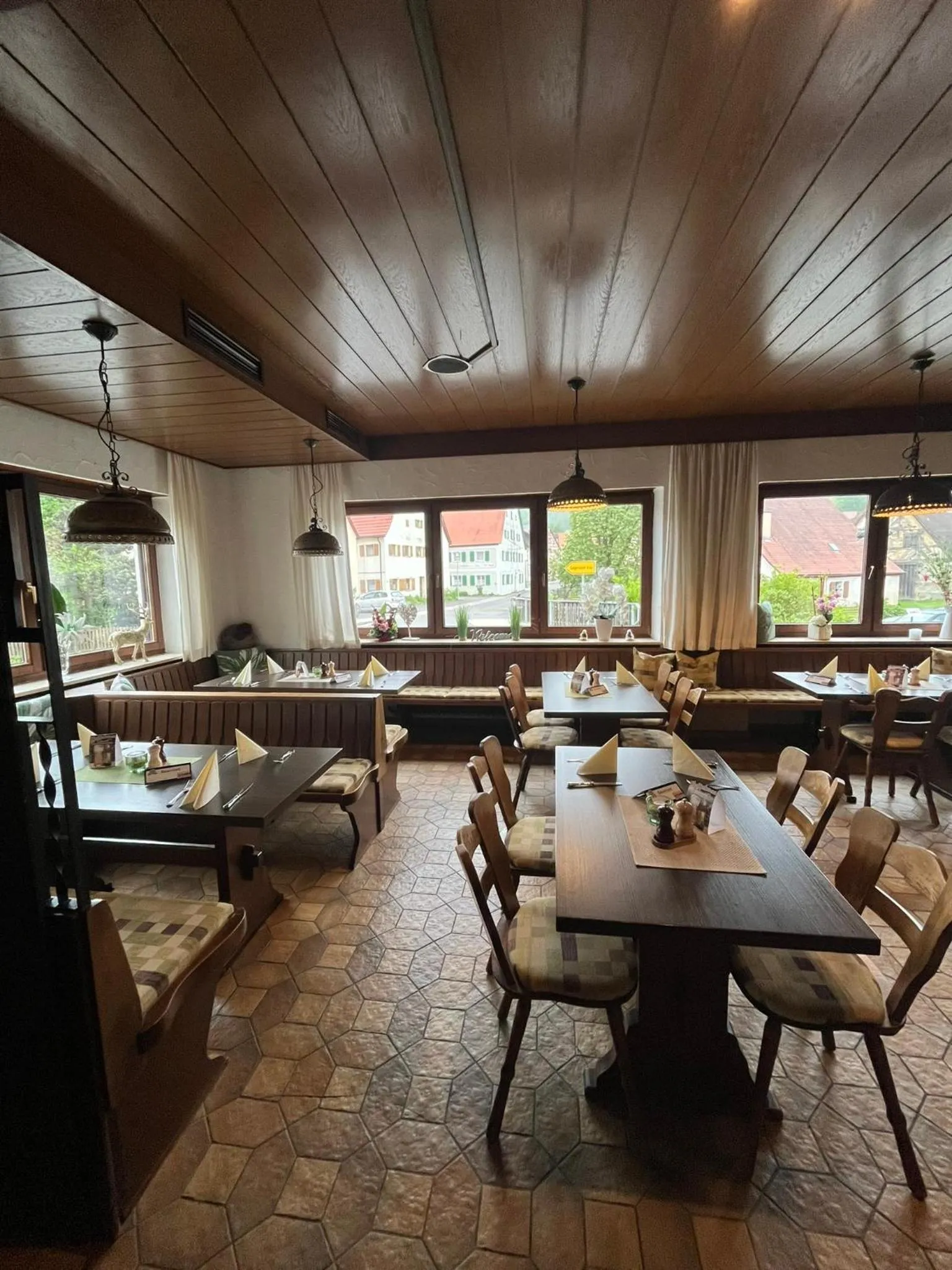 Restaurant/places to eat in Hotel-Landpension Postwirt