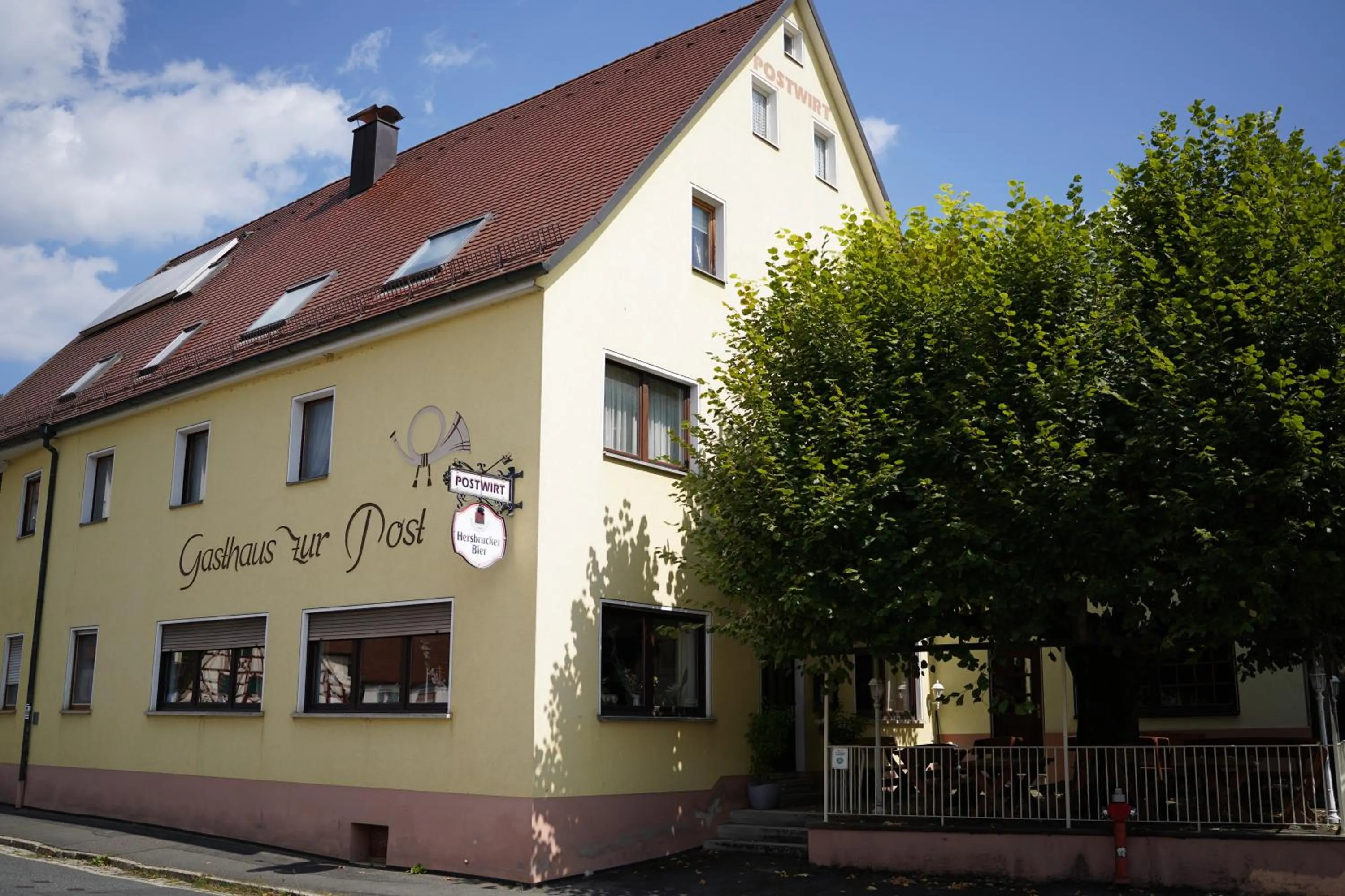 Restaurant/places to eat in Hotel-Landpension Postwirt