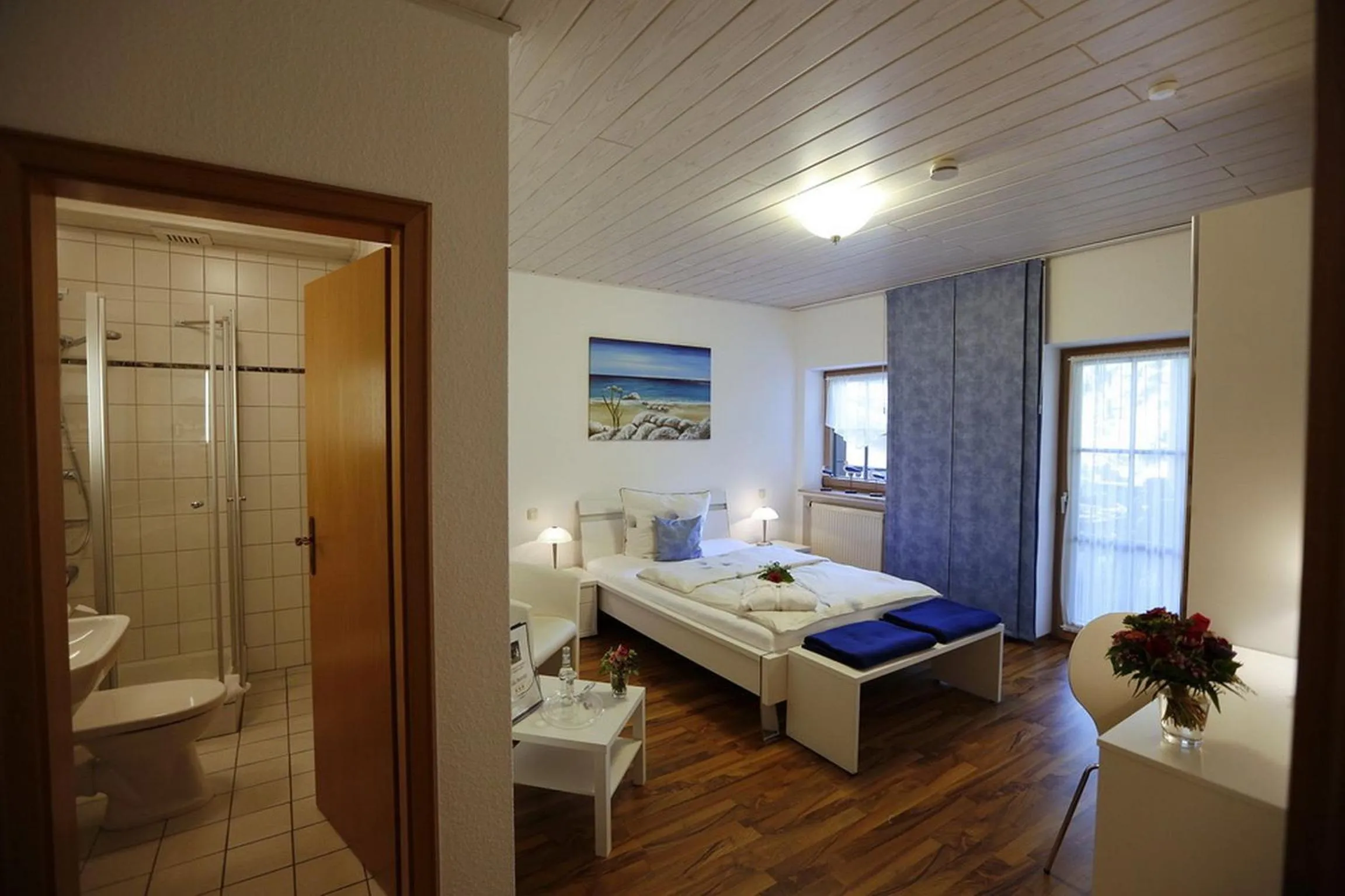 Photo of the whole room, Bed in Landhotel Villa Moritz garni