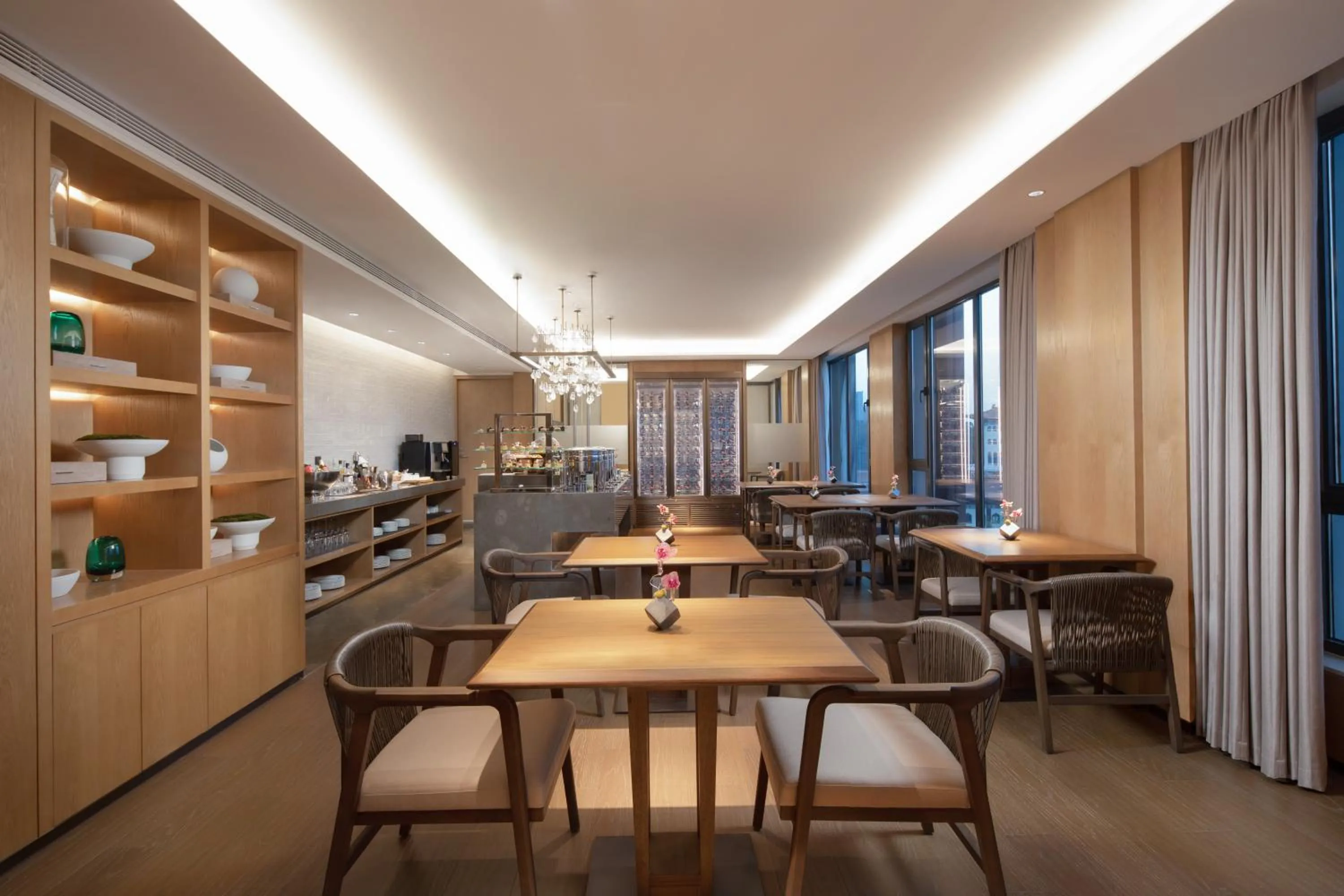 Restaurant/places to eat in Grand WUJI Hotel, in The Unbound Collection by Hyatt
