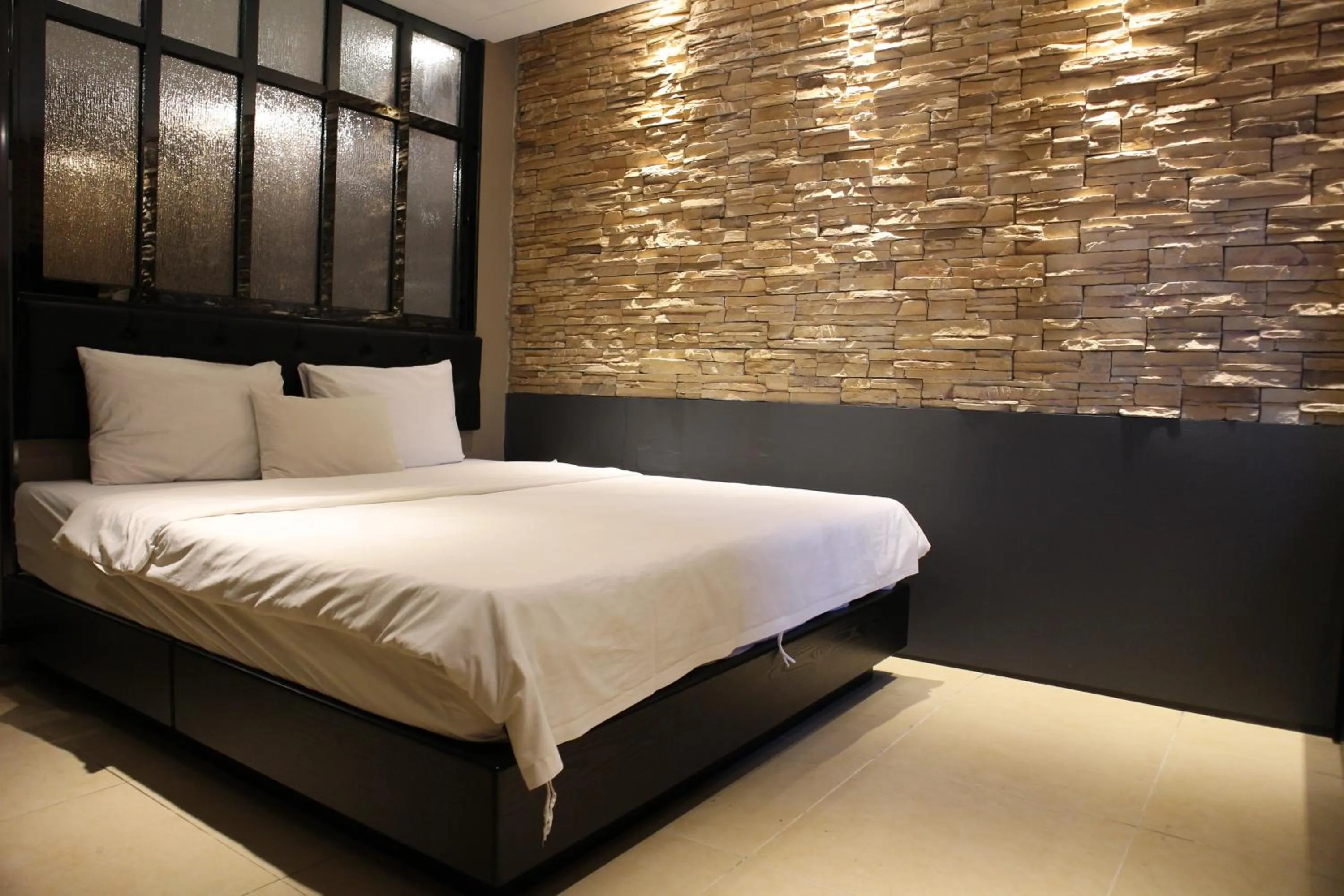 Bed in Hotel Cullinan jongno