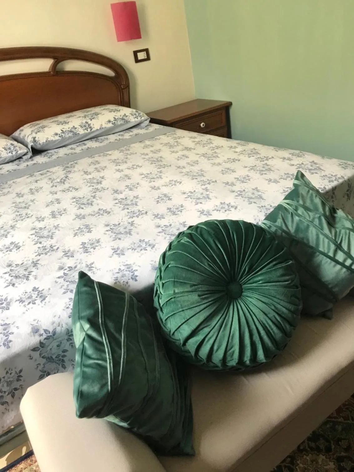 Bedroom in L' Esploratore