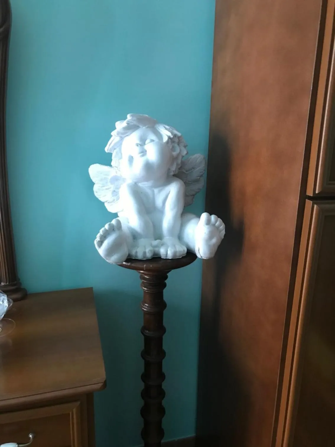 Decorative detail in L' Esploratore