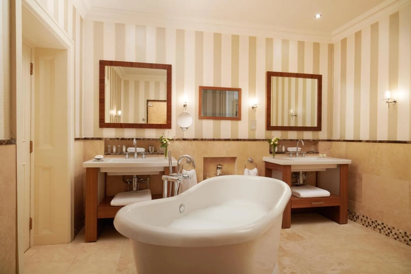 Bathroom in Dromoland Castle