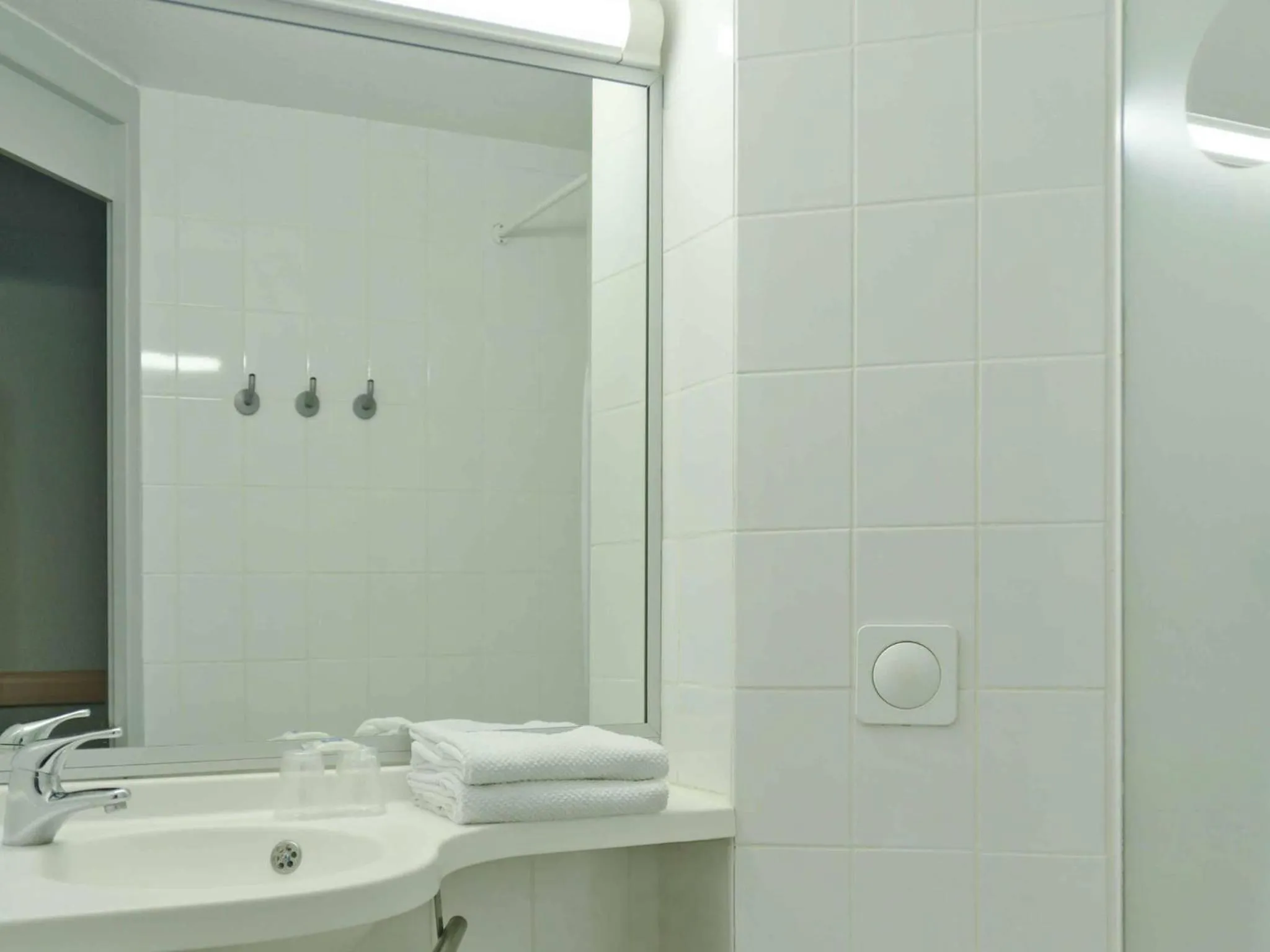 Bedroom in Ibis Budget Bollene