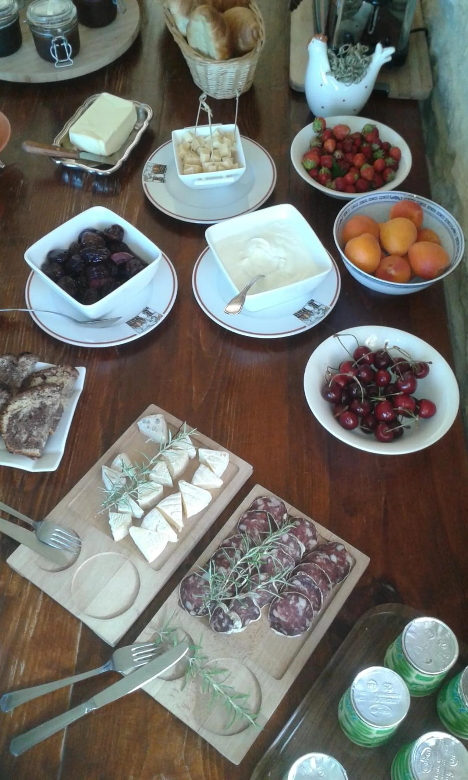 Continental breakfast in Hotel Le Mas de Rivet