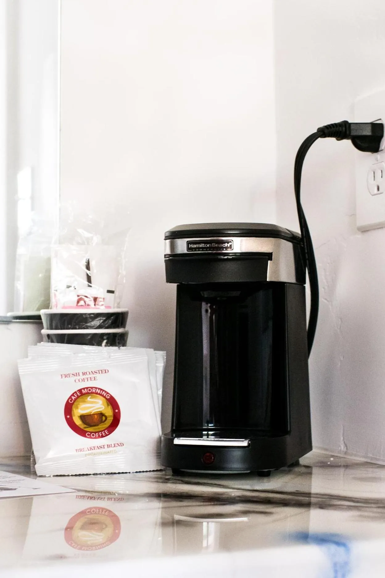 Coffee/tea facilities in Blue Sage Inn & Suites