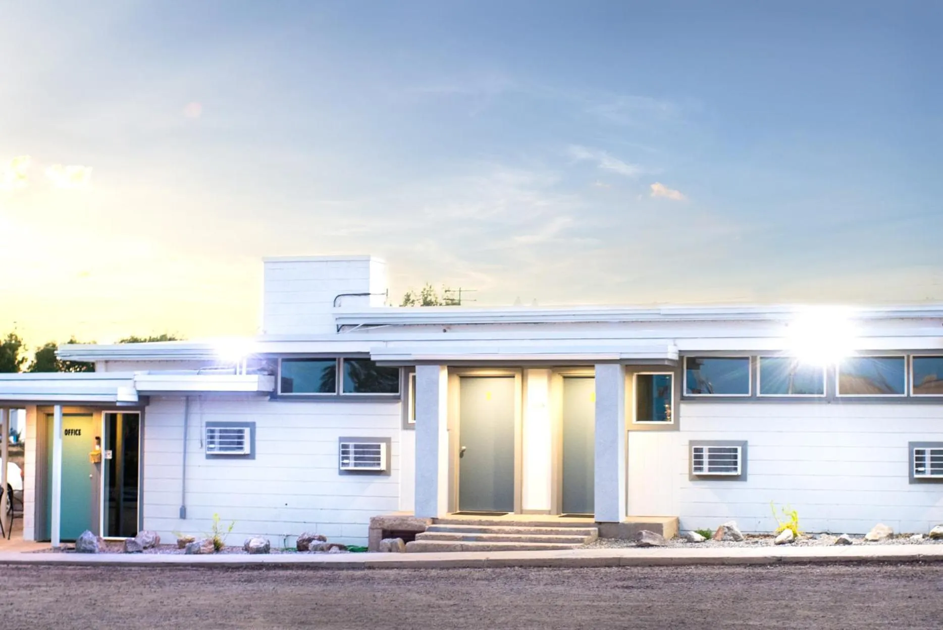 Facade/entrance in Blue Sage Inn & Suites