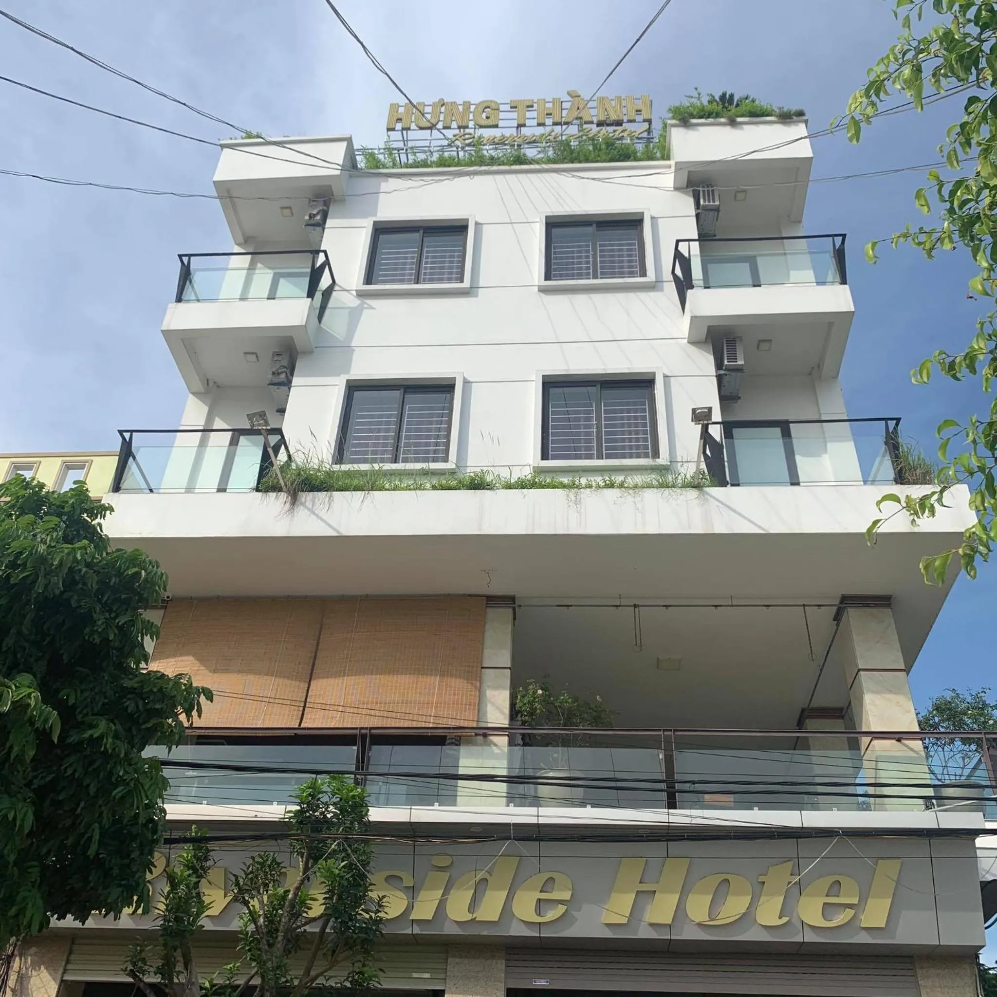 Hưng Thành Riverside Hotel