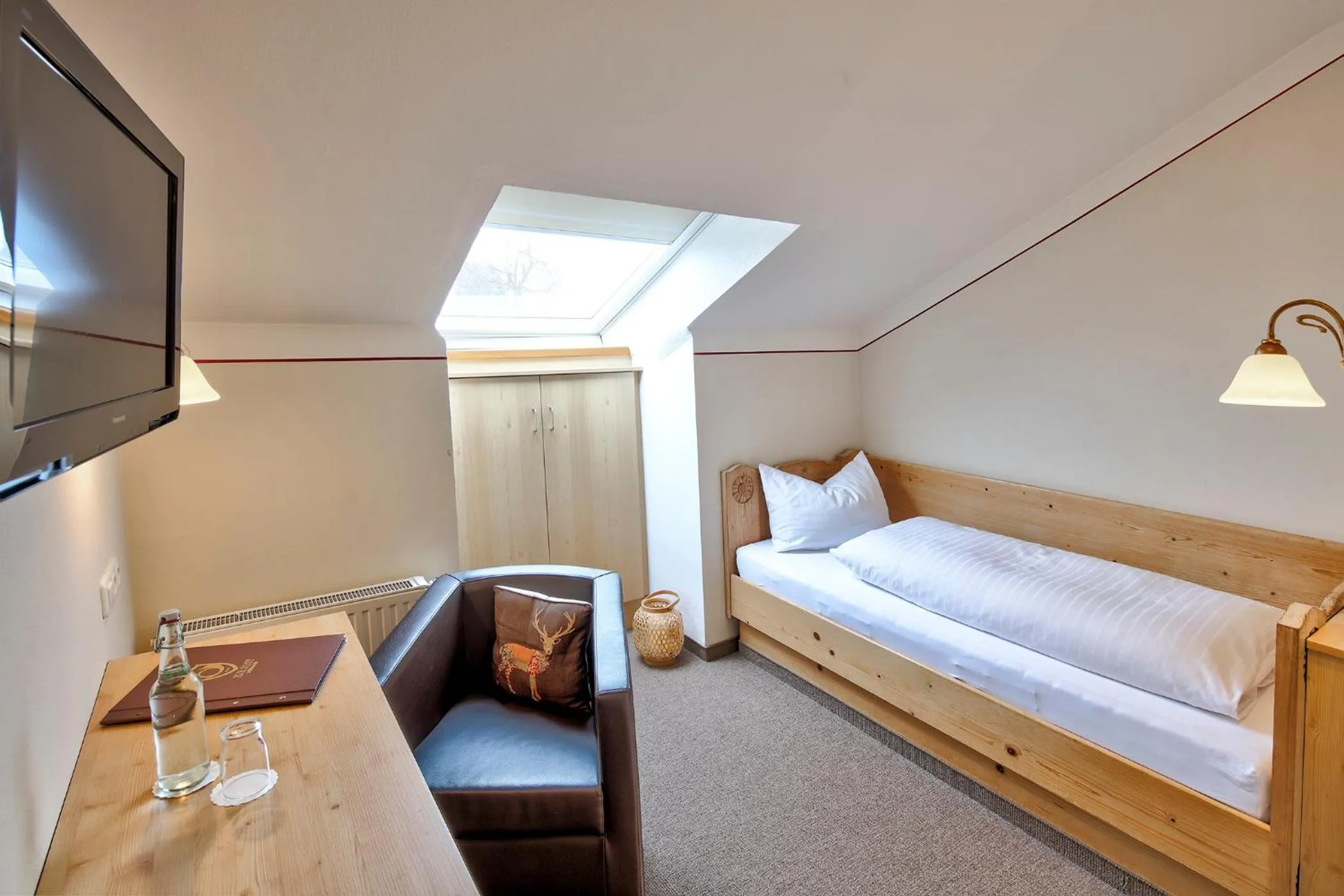 Bed in Landgasthof Zur Post