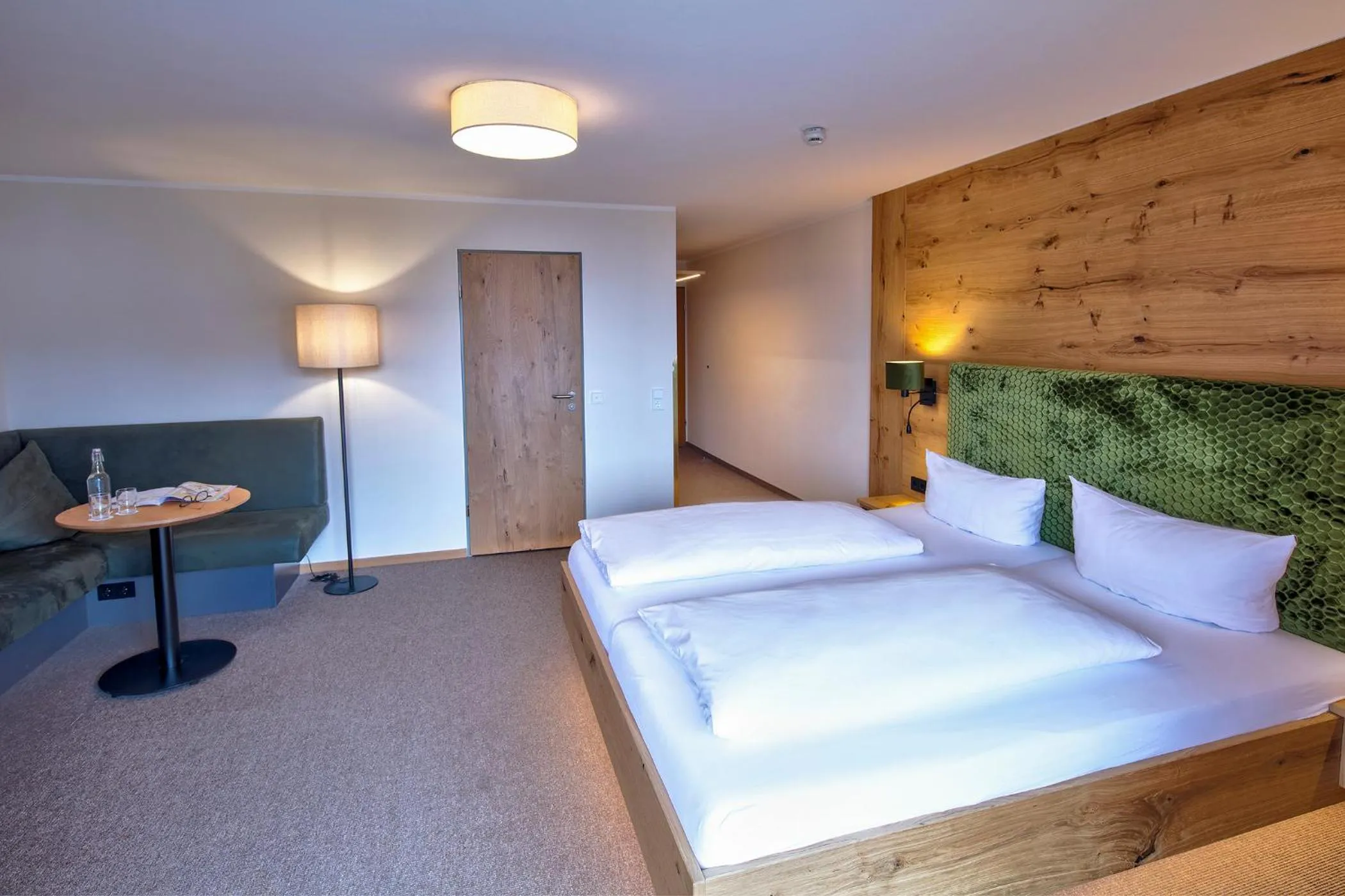 Photo of the whole room, Bed in Landgasthof Zur Post