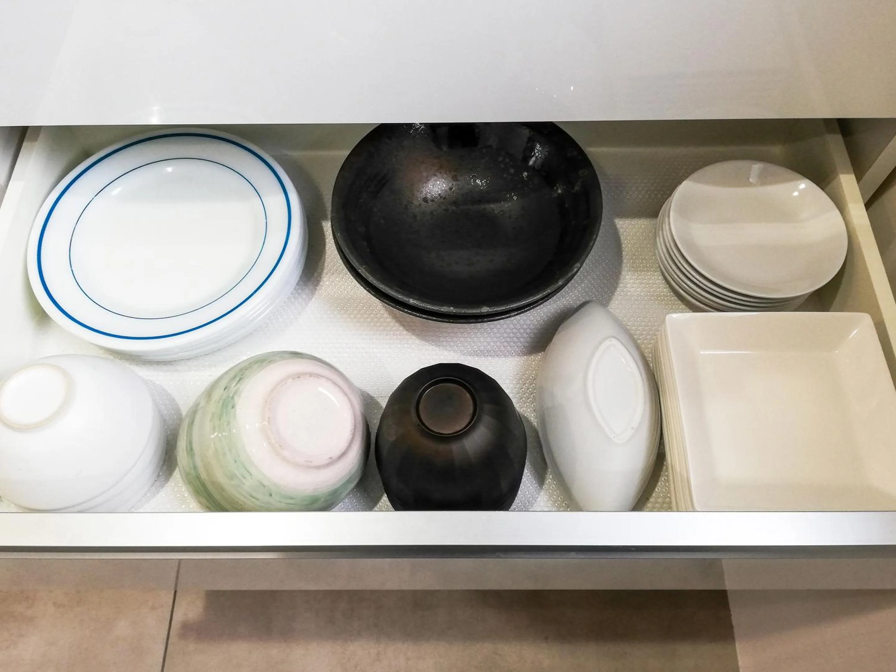 Communal kitchen in Room Biotop YOMITAN