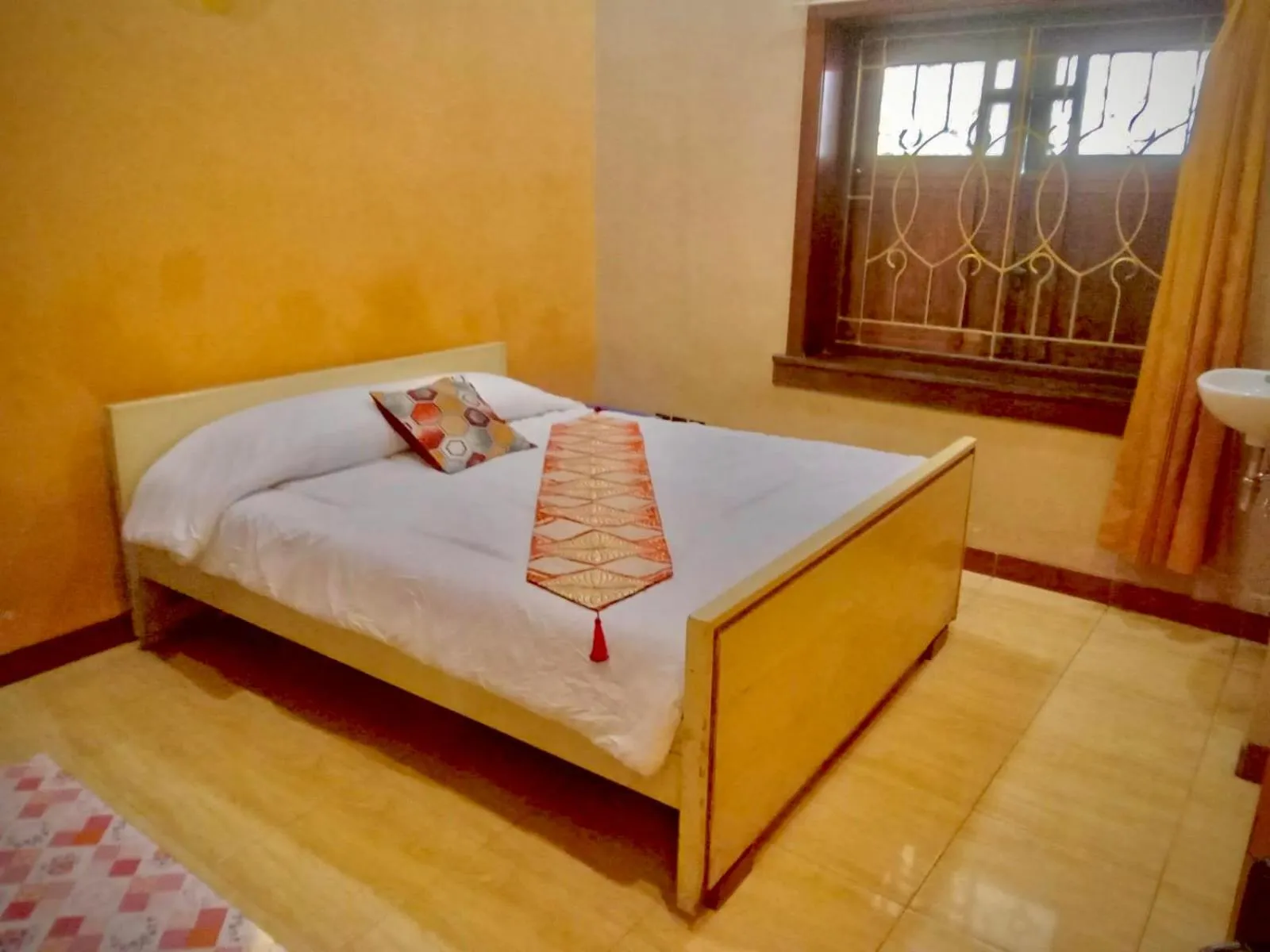 Bed in Hotel Santoso Batu