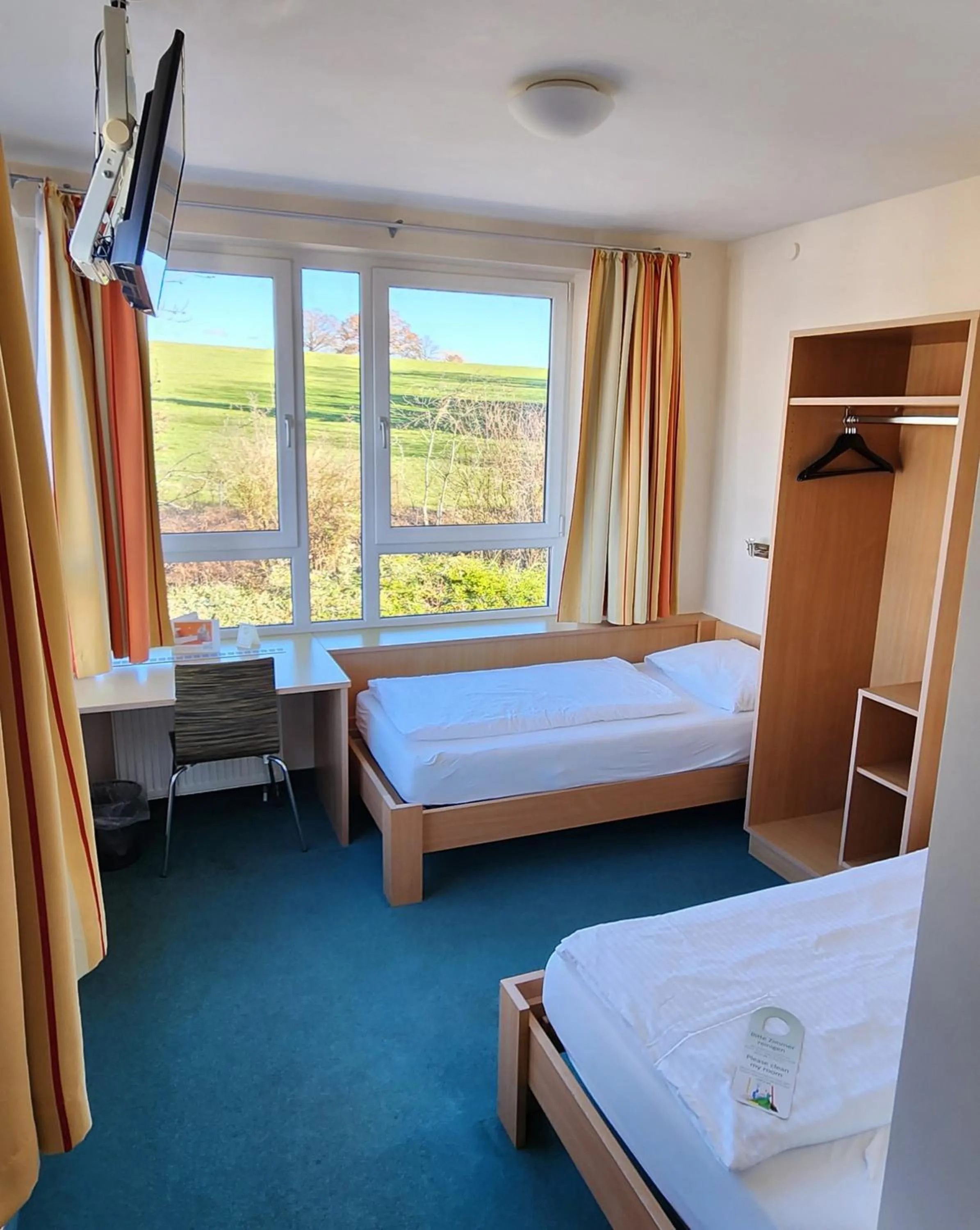 Photo of the whole room, Bed in smartMotel