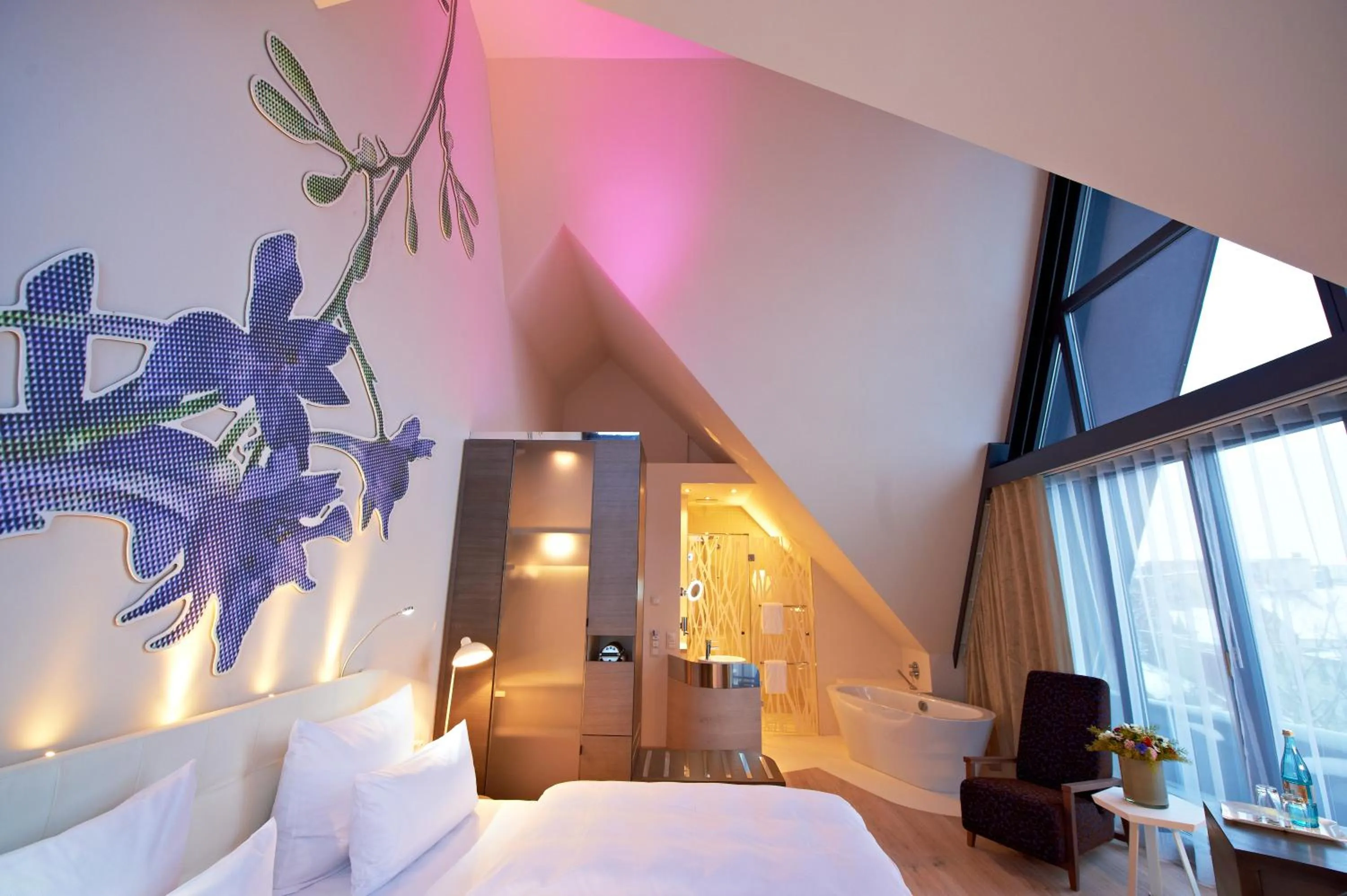 Photo of the whole room, Bed in Hotel-Restaurant Schwanen