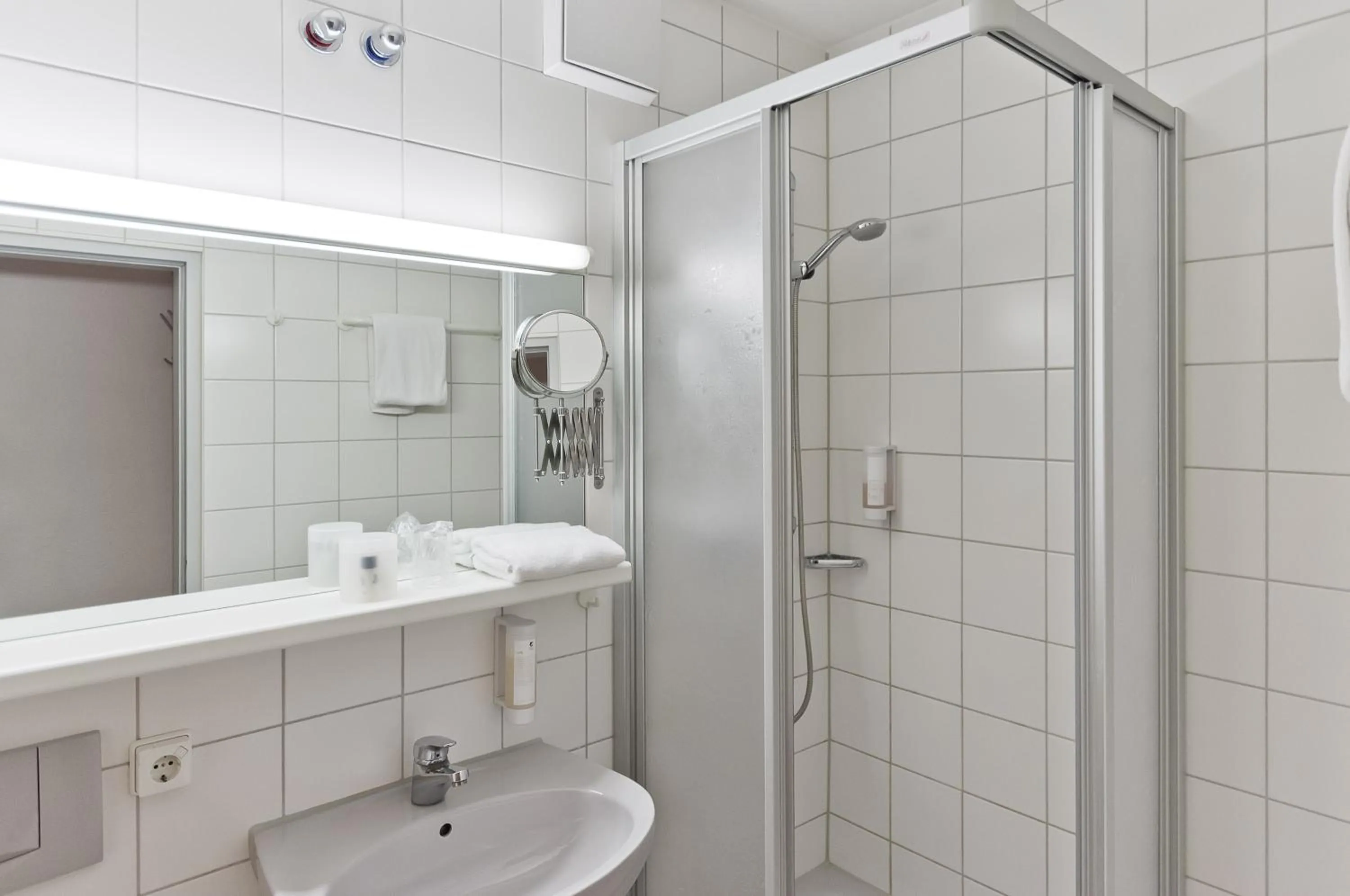 Bathroom in Arthotel ANA Neotel