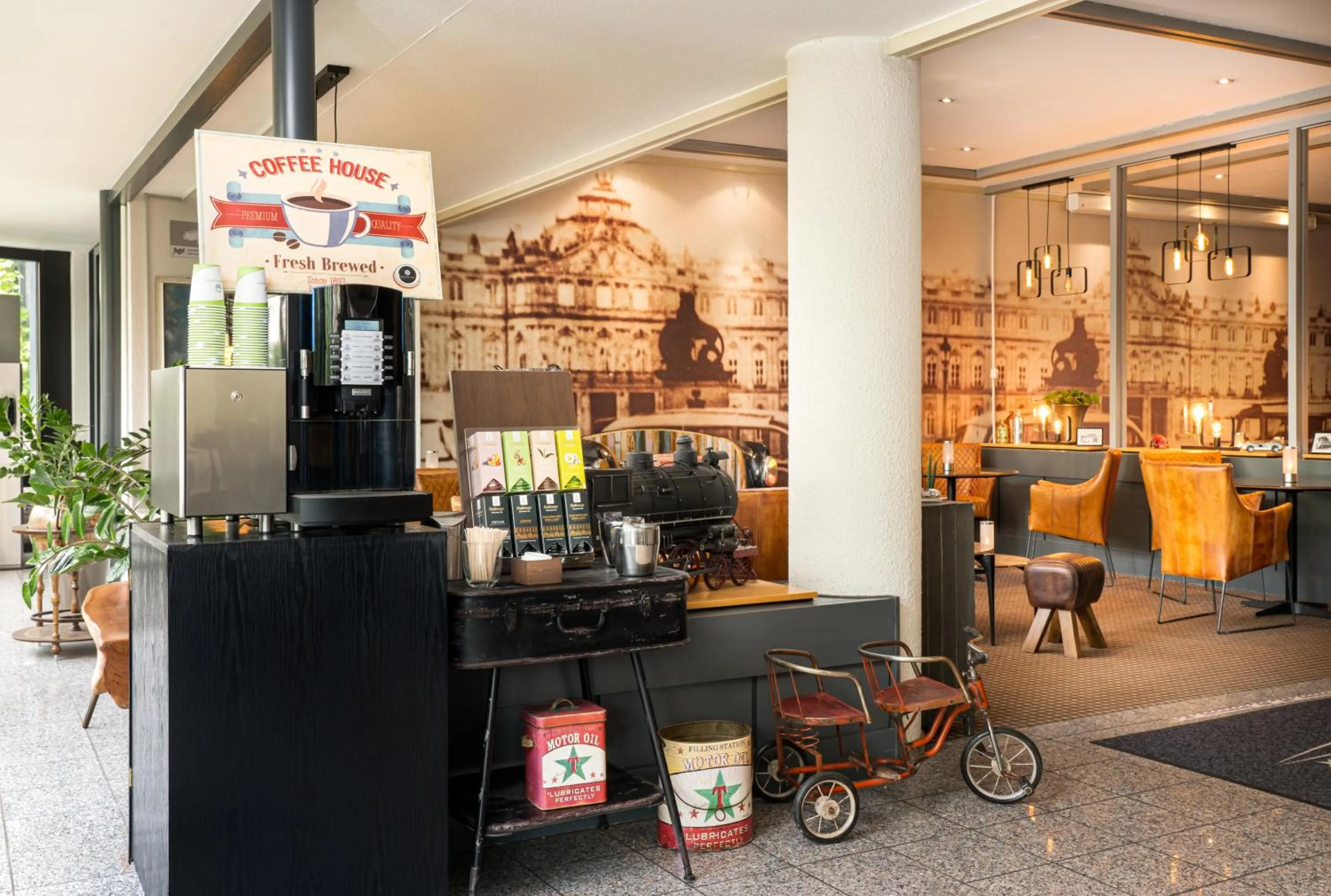 Coffee/tea facilities in Arthotel ANA Neotel