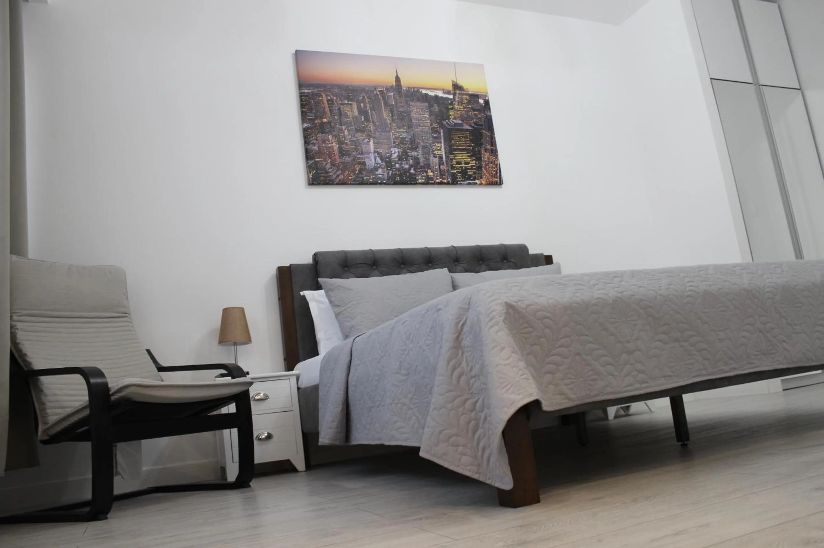 Seating area, Bed in Luxury City Center Apartment - Bucharest Railways Station