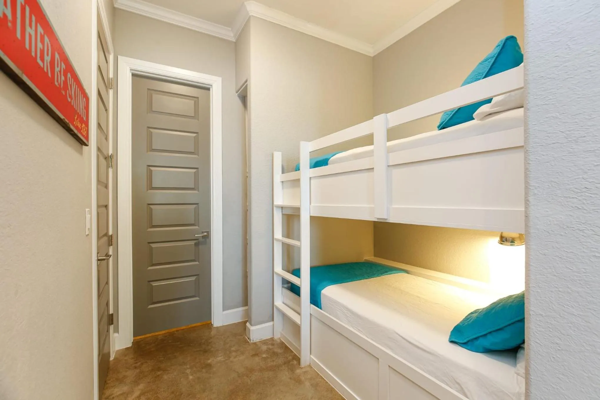 Bed in Luxury Lake LBJ House with Heated Swimming Pool and Spill Over Hot Tub and 2 Boat Slips