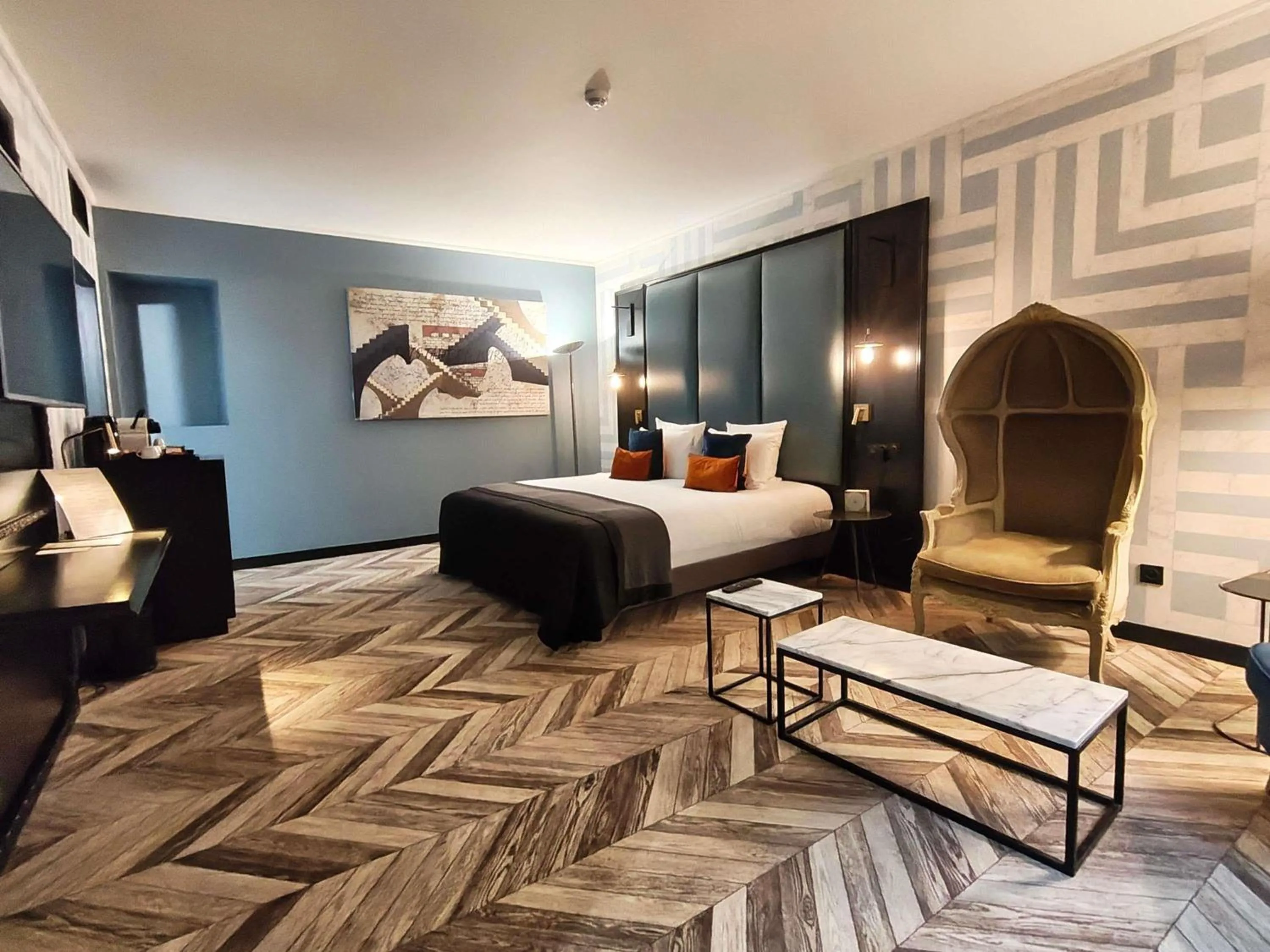 Bedroom in Mercure Figeac Viguier du Roy