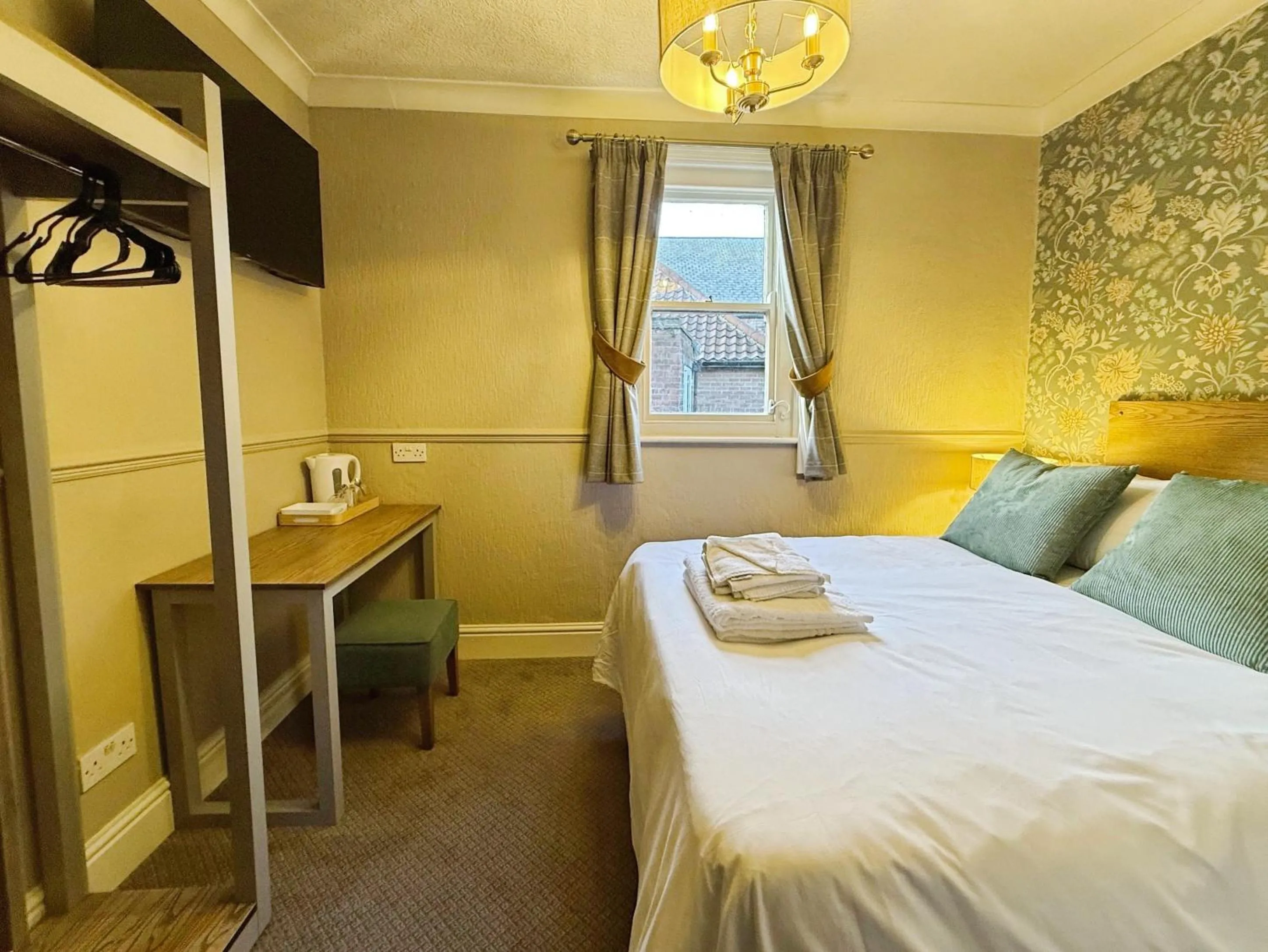 Bed in The Roman Bath