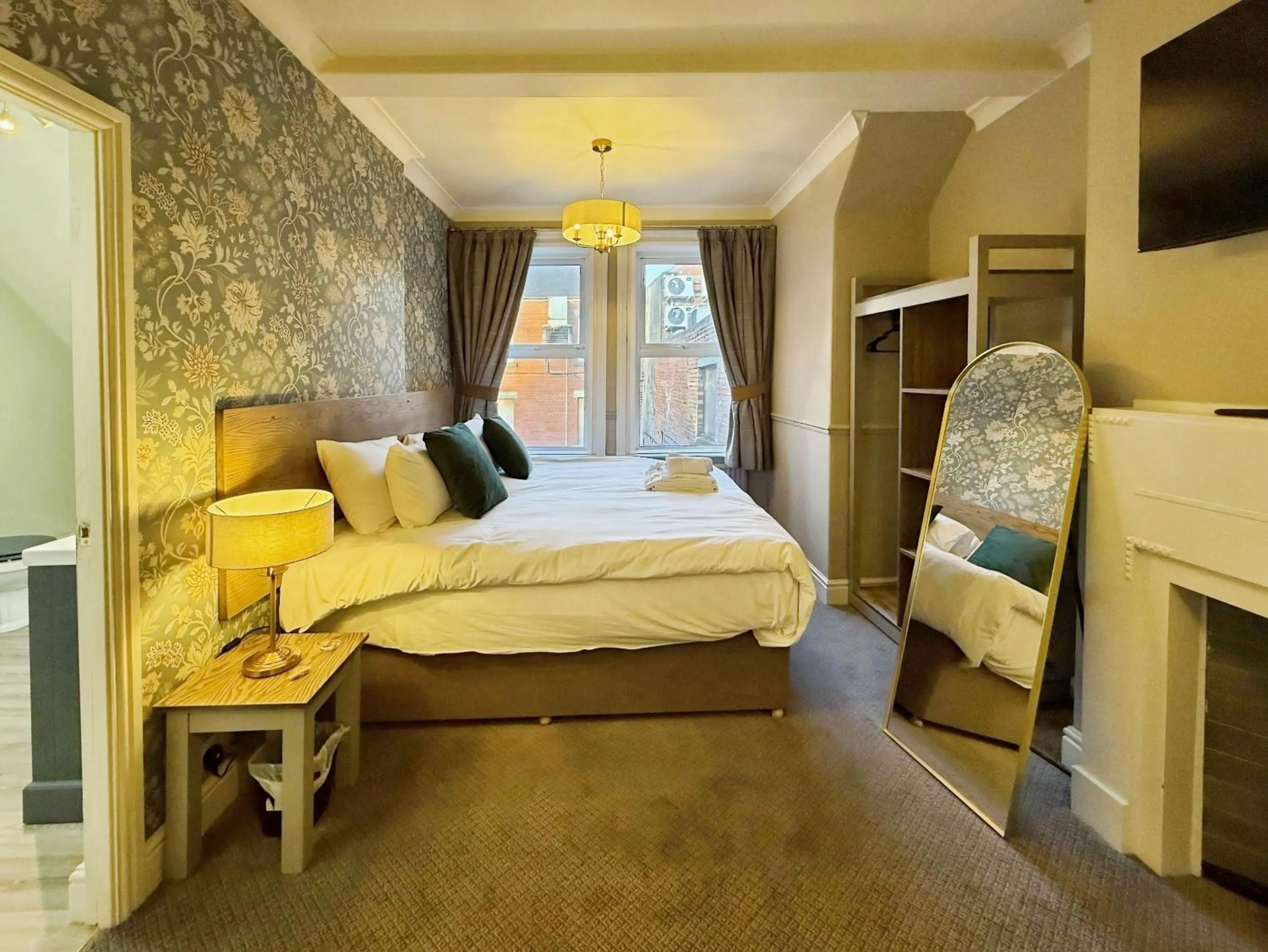 Bed in The Roman Bath