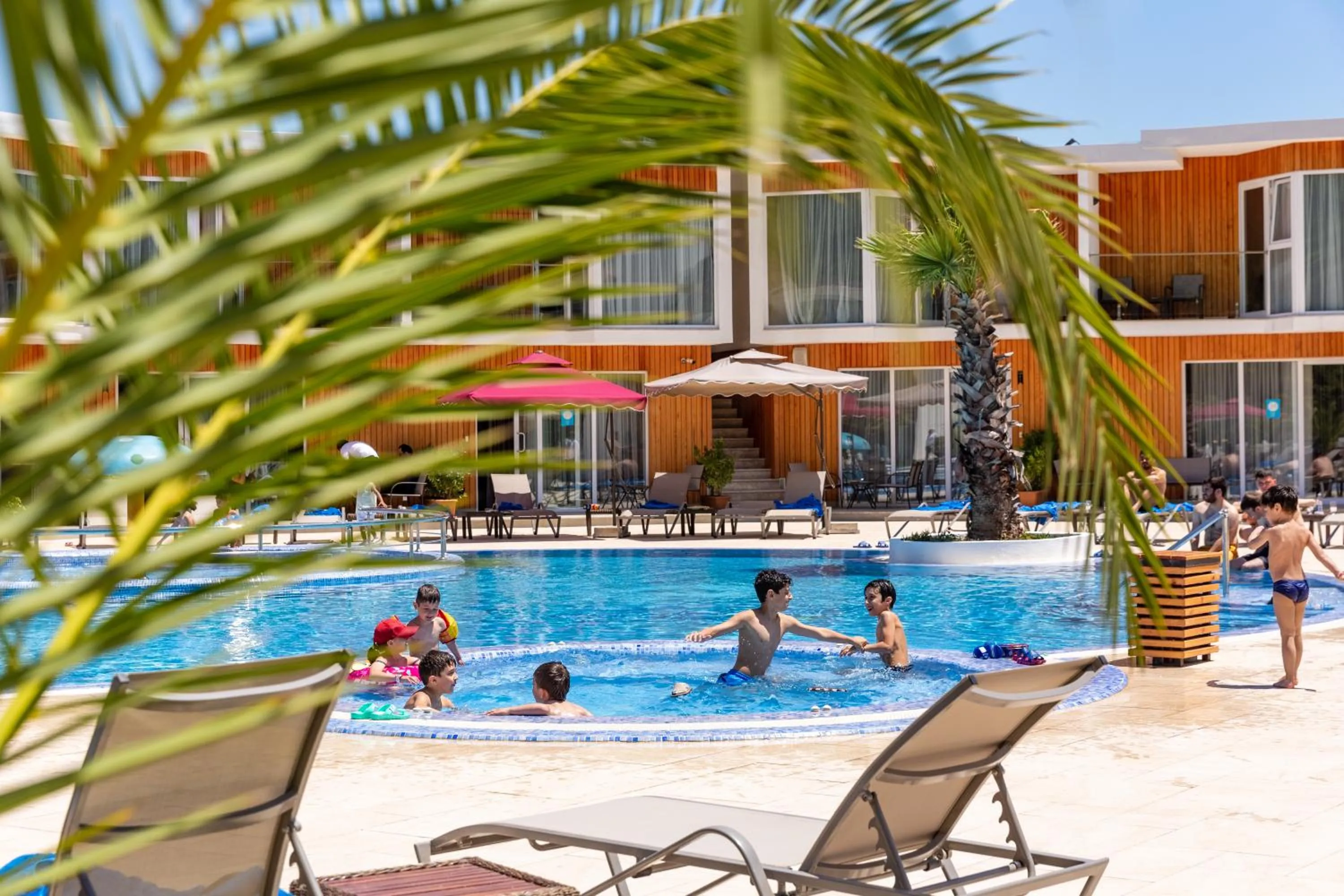 People in Riva Hill Resort Lankaran