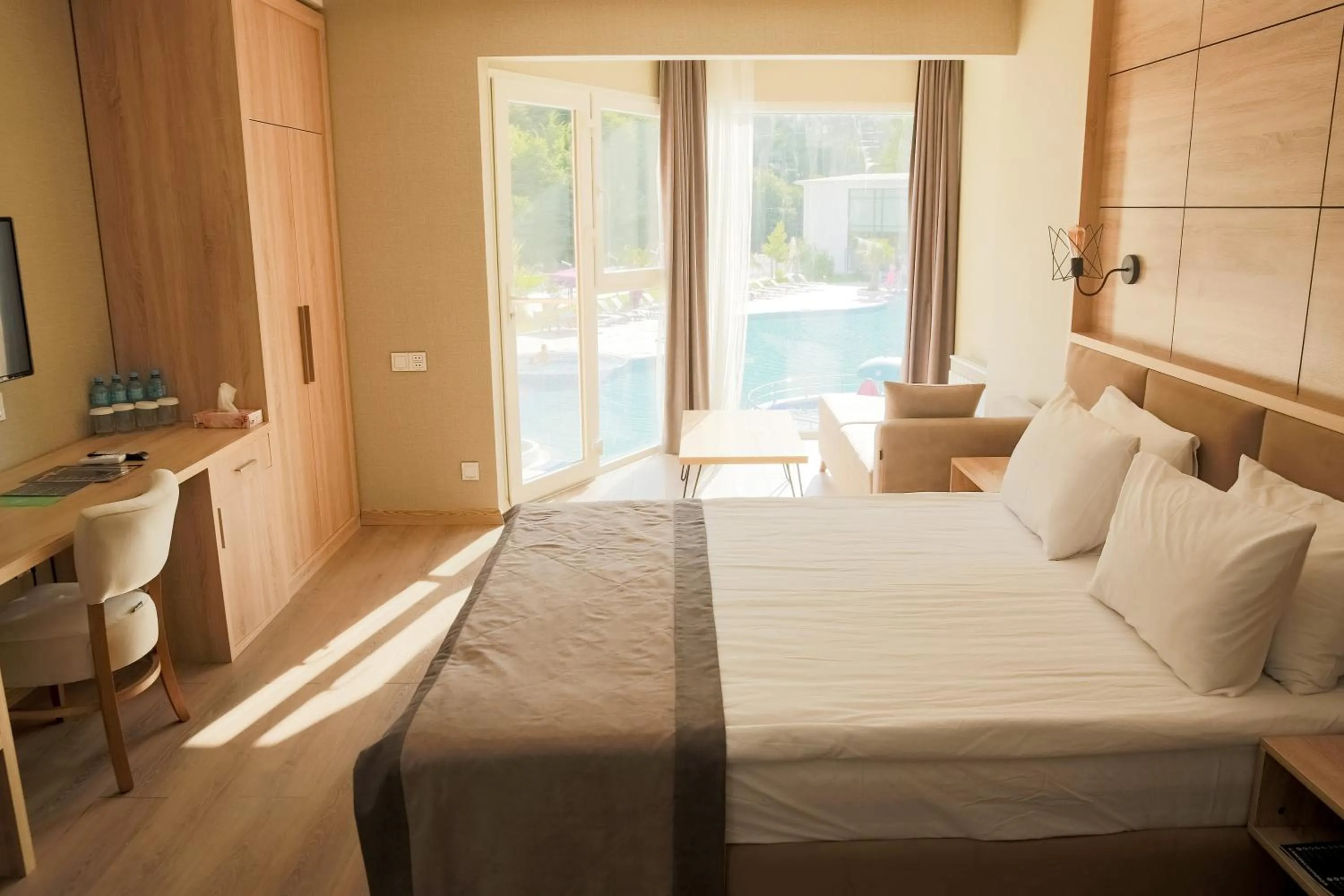 View (from property/room), Bed in Riva Hill Resort Lankaran