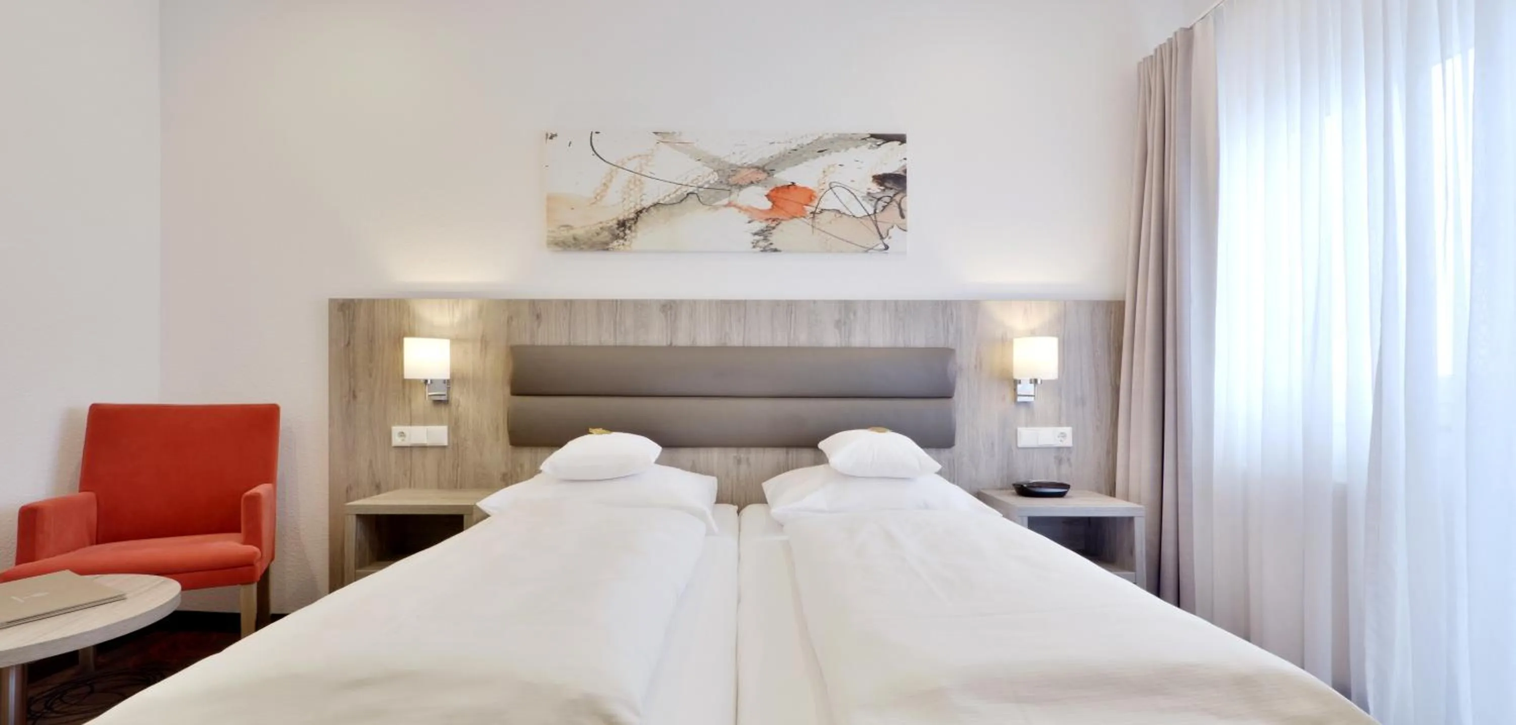 Photo of the whole room, Bed in Hotel Engelhorn