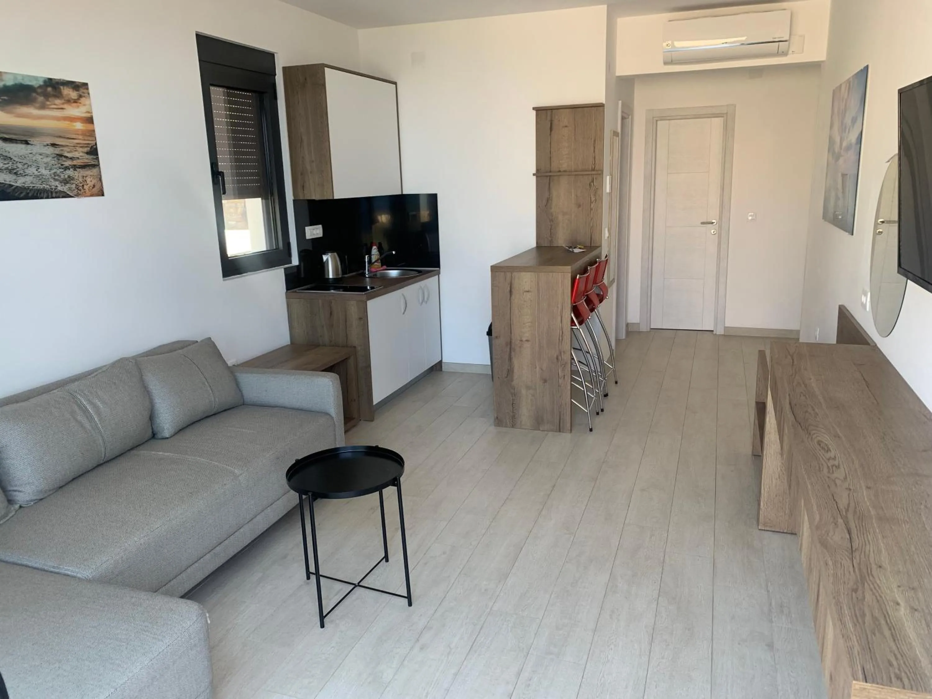 TV and multimedia in REZEVICI BOUTIQUE VILLA