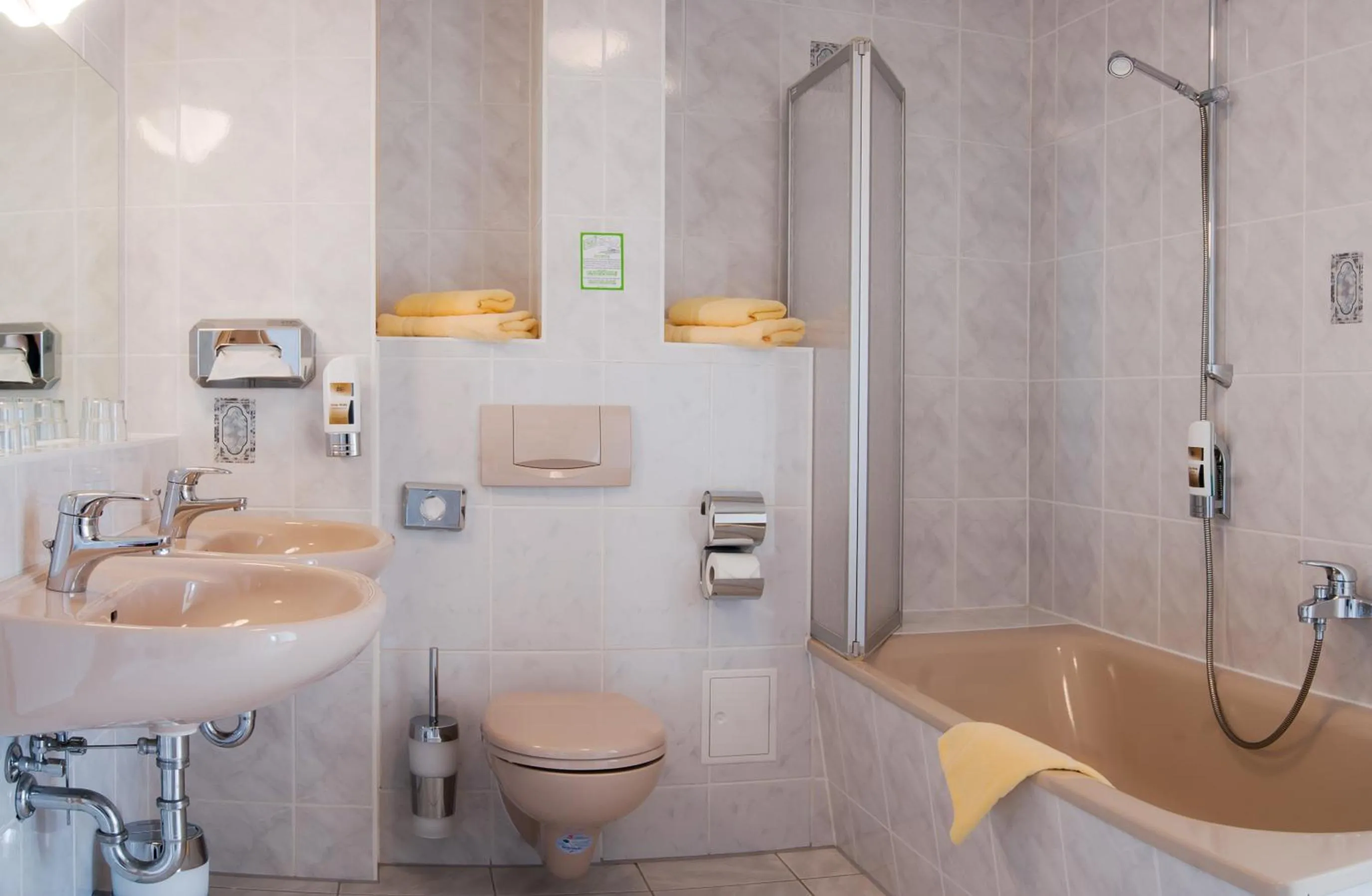 Bathroom in Landhotel Harz