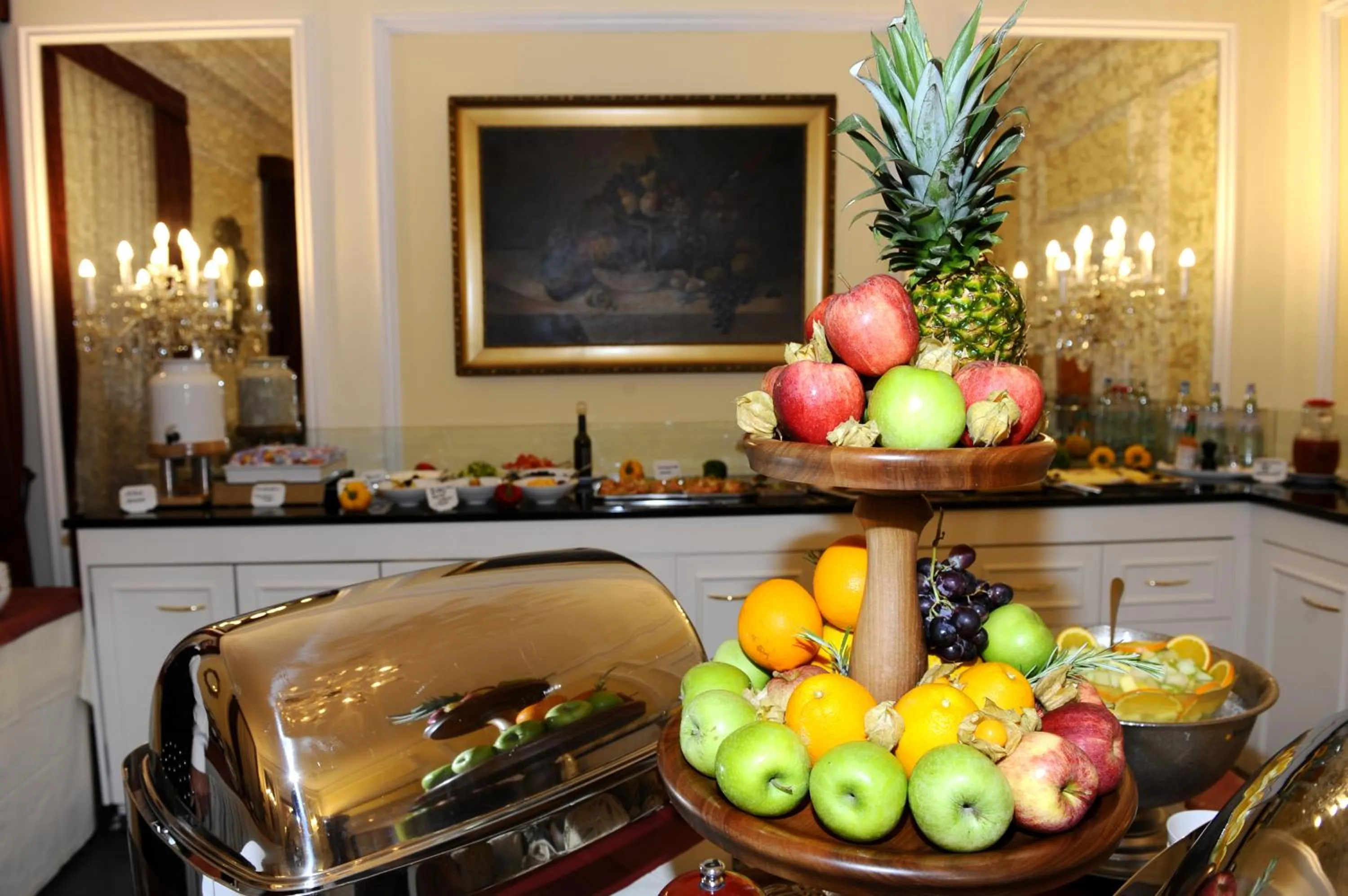 Food in HELIOPARK Bad Hotel Zum Hirsch