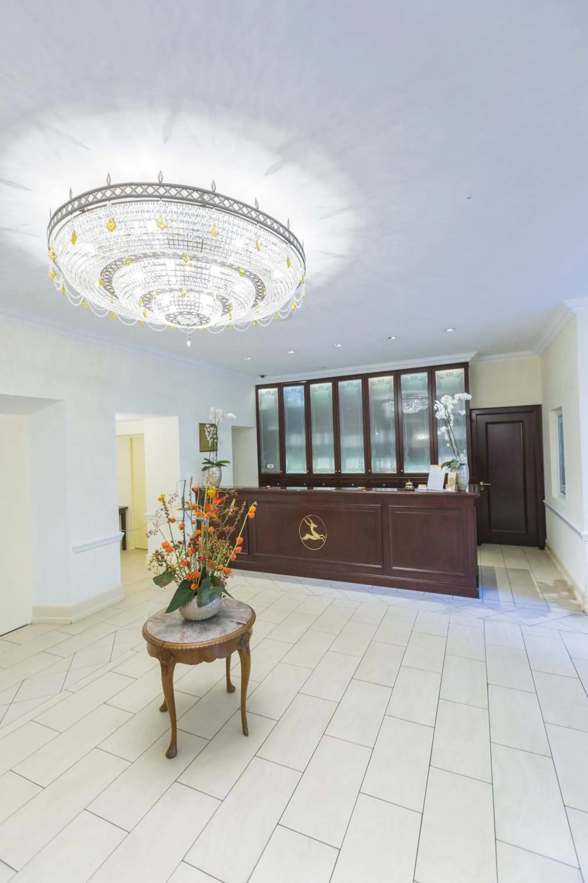 Lobby or reception in HELIOPARK Bad Hotel Zum Hirsch