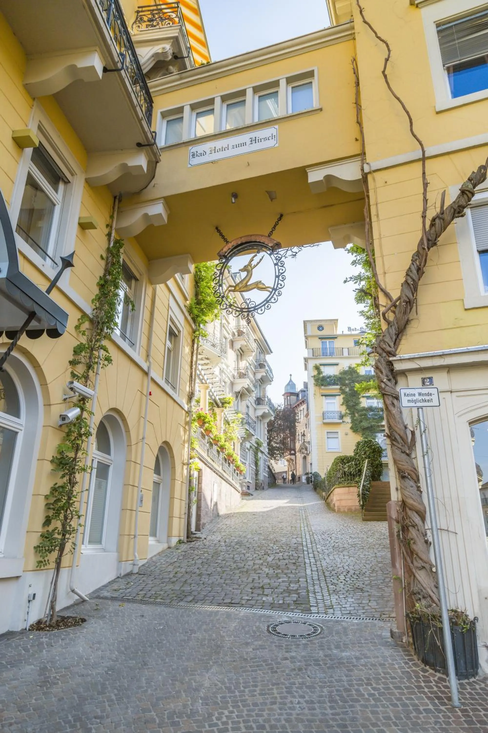 Facade/entrance in HELIOPARK Bad Hotel Zum Hirsch