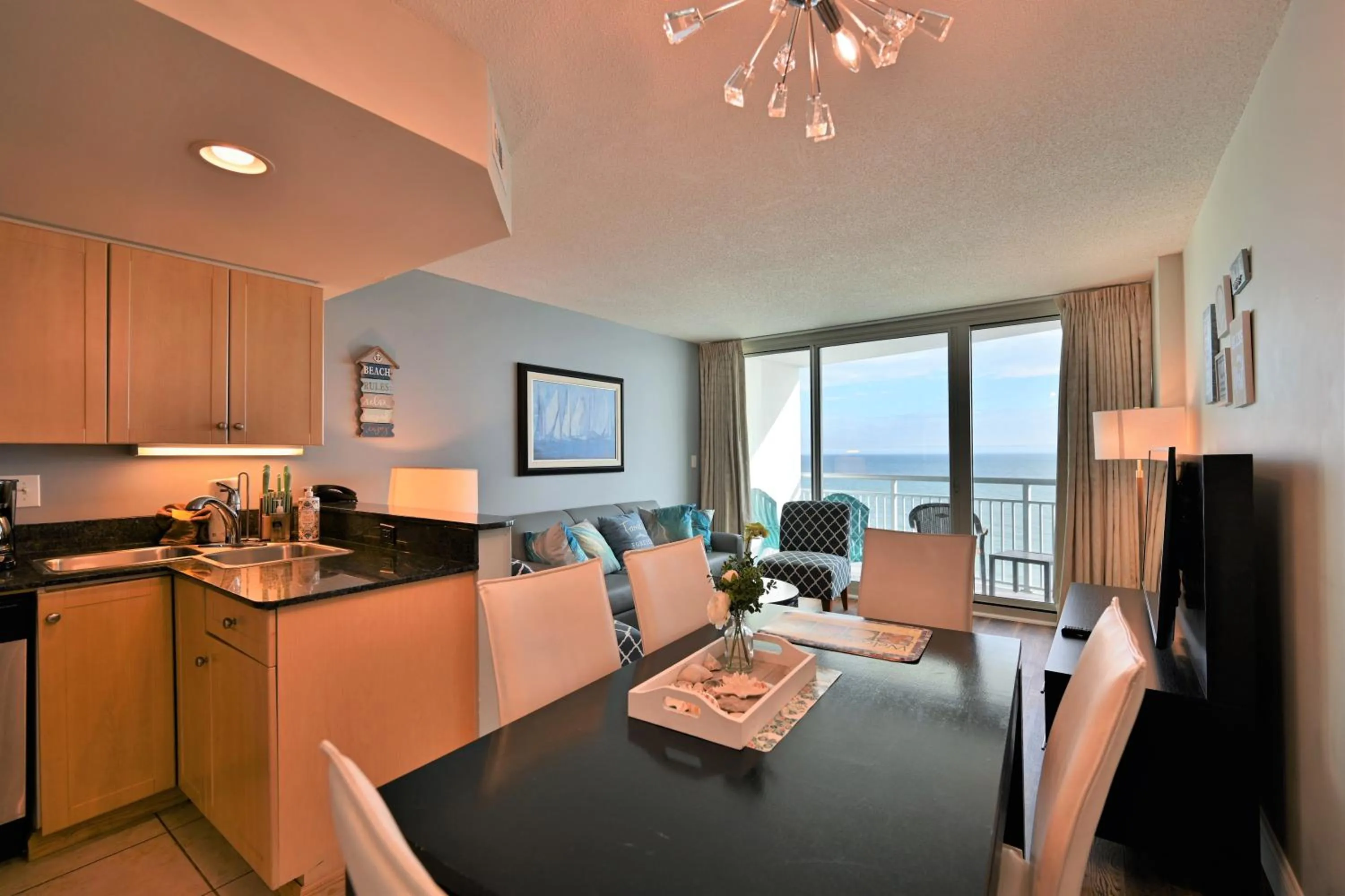Natural landscape in Luxury 2 bedroom 2 bathroom Ocean Front Condo on the 12th floor for 8