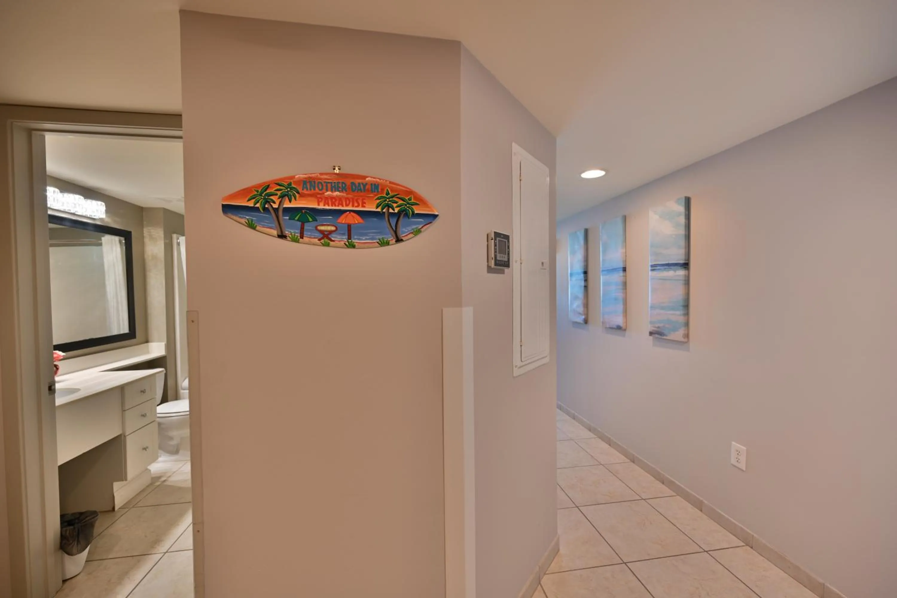 Shower in Luxury 2 bedroom 2 bathroom Ocean Front Condo on the 12th floor for 8