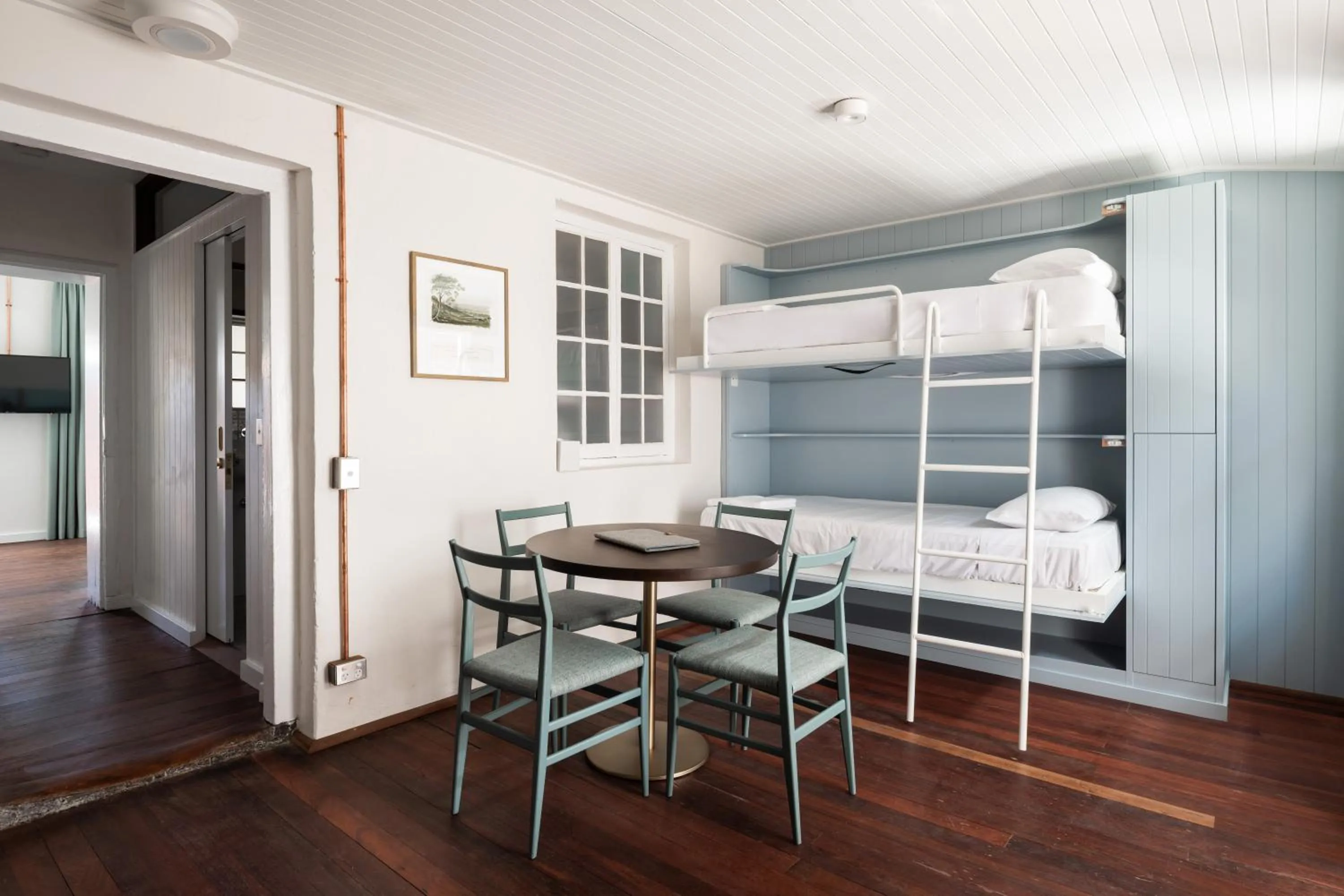 Bedroom, Bed in Garde and Warders Hotel