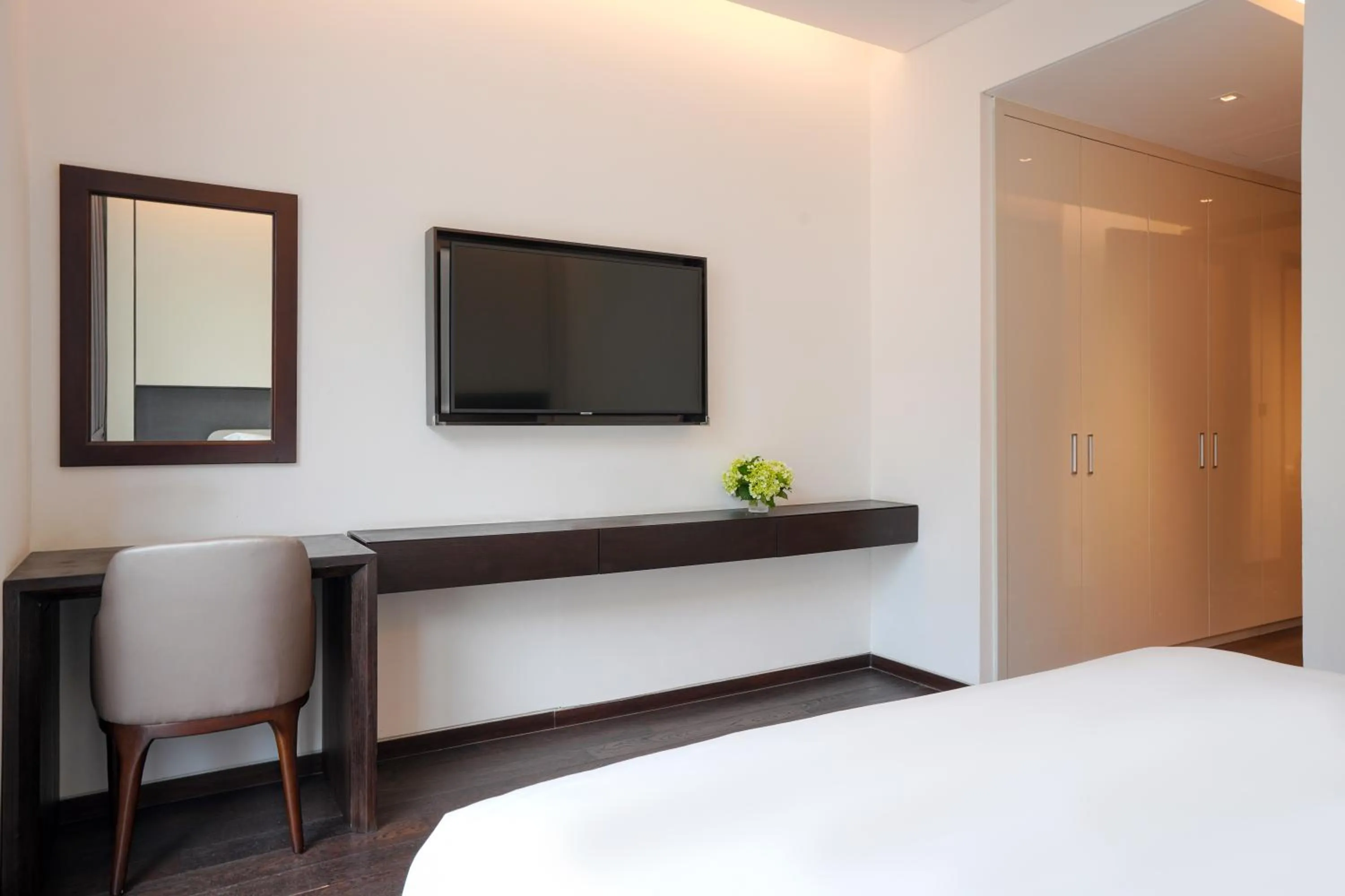 Bed in The Five Residences Hanoi