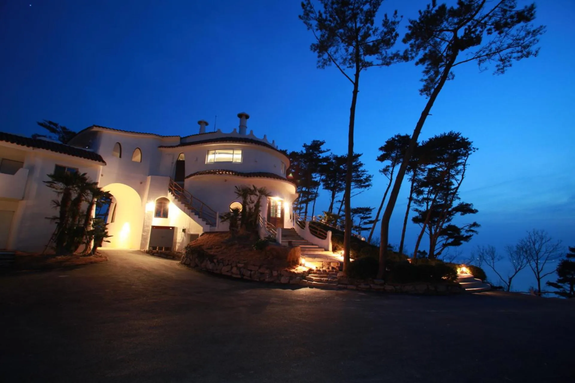 Property building in Club ES Tongyeong Resort