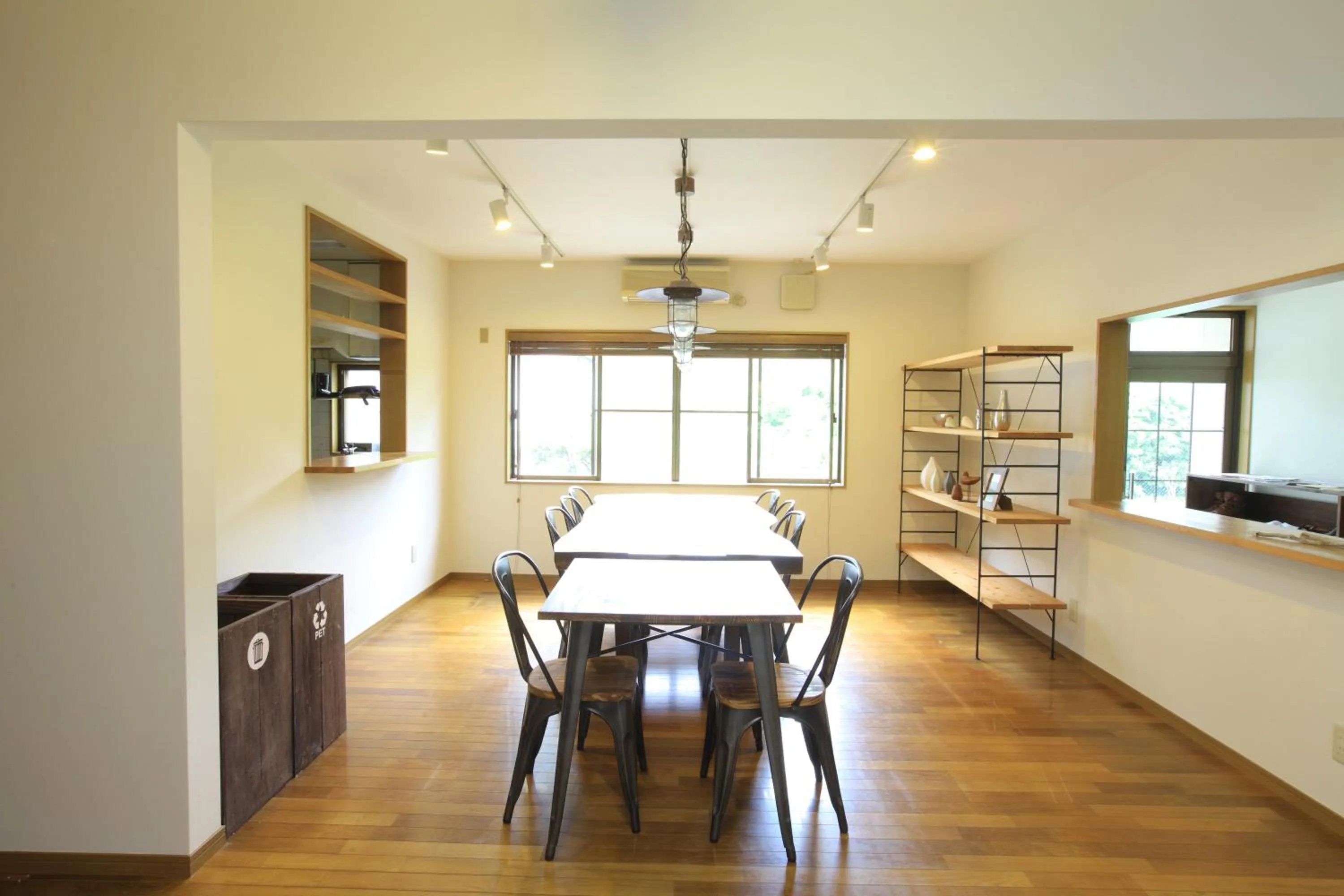 Dining area in Yakushima Minsyuku Suginoko