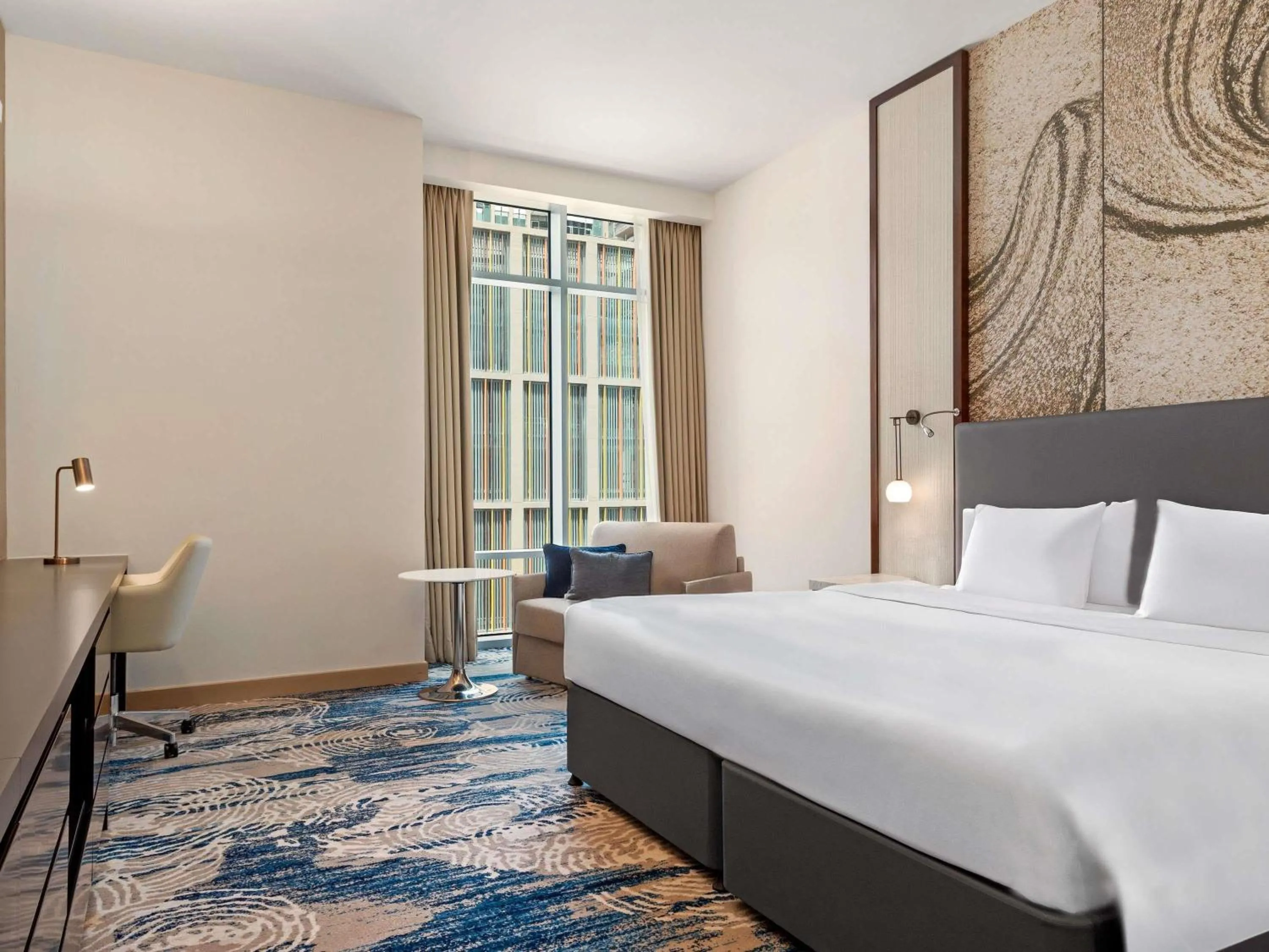 Bedroom, Bed in Novotel Dubai Gold District