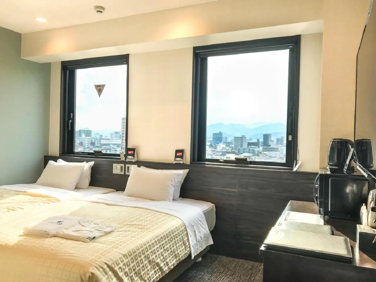 Twin Room - single occupancy - Non-Smoking in HOTEL LiVEMAX Hiroshima Funairimachi Riverside