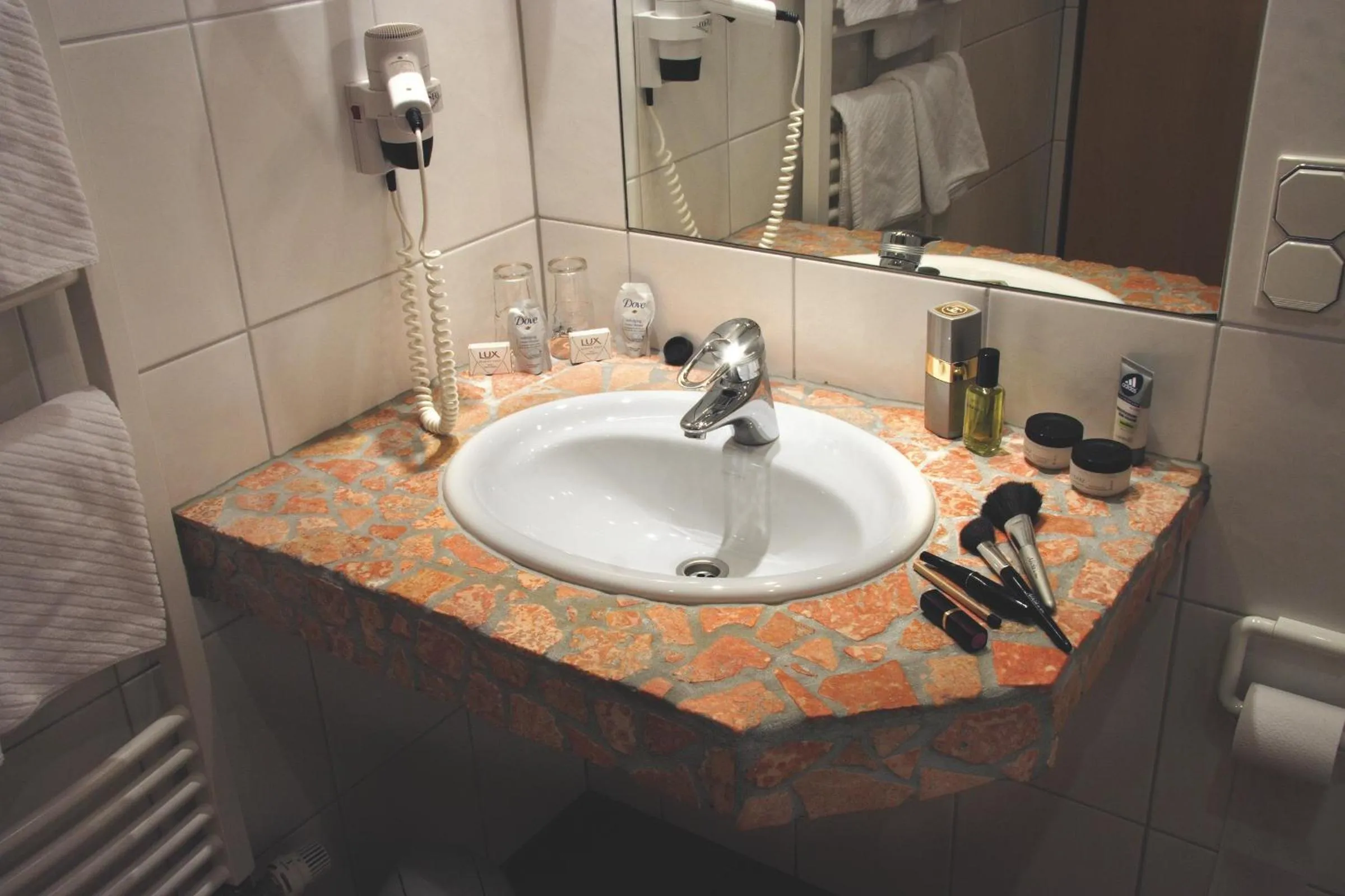 Bathroom in WILLINO Privathotel