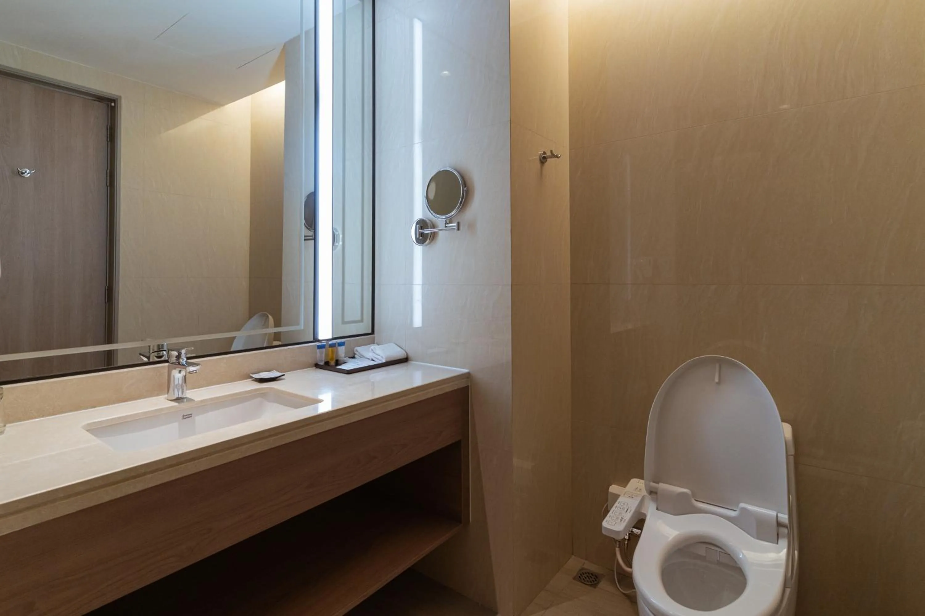 Bathroom in Centre Point Hotel Terminal21 Korat