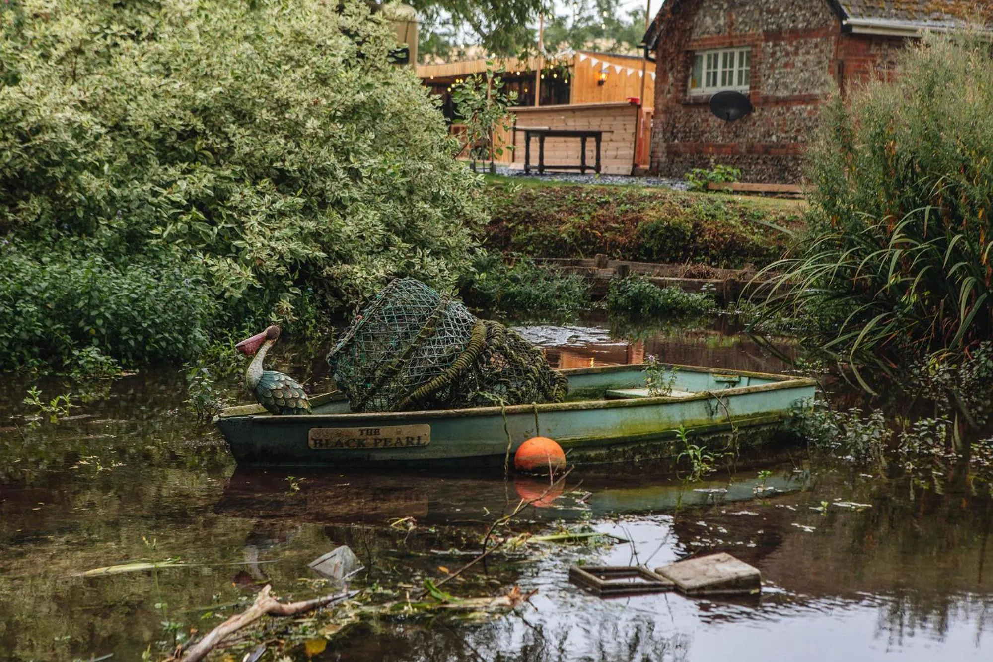 Garden in The Pelican Inn