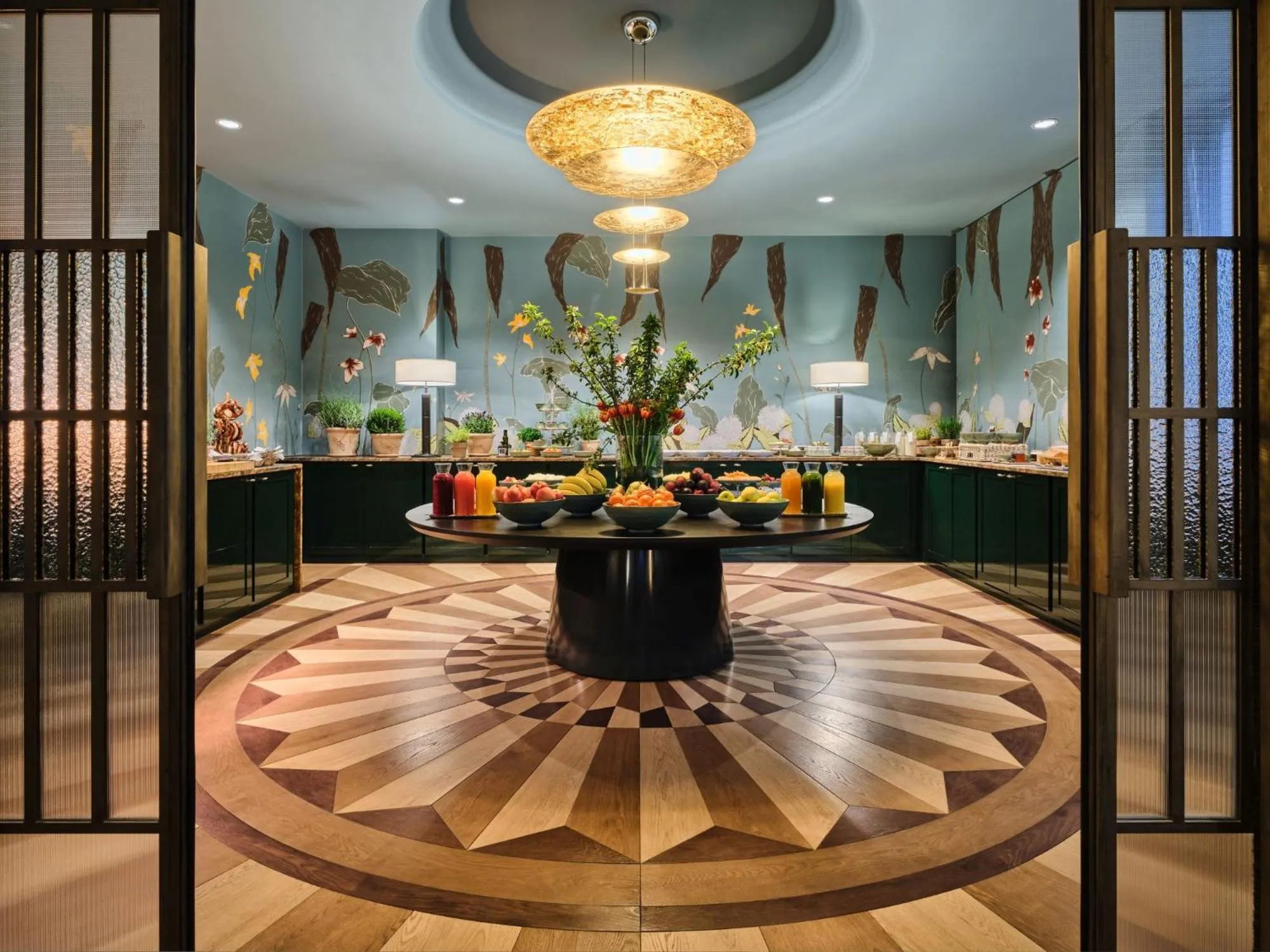 Buffet breakfast in Rocco Forte The Charles Hotel