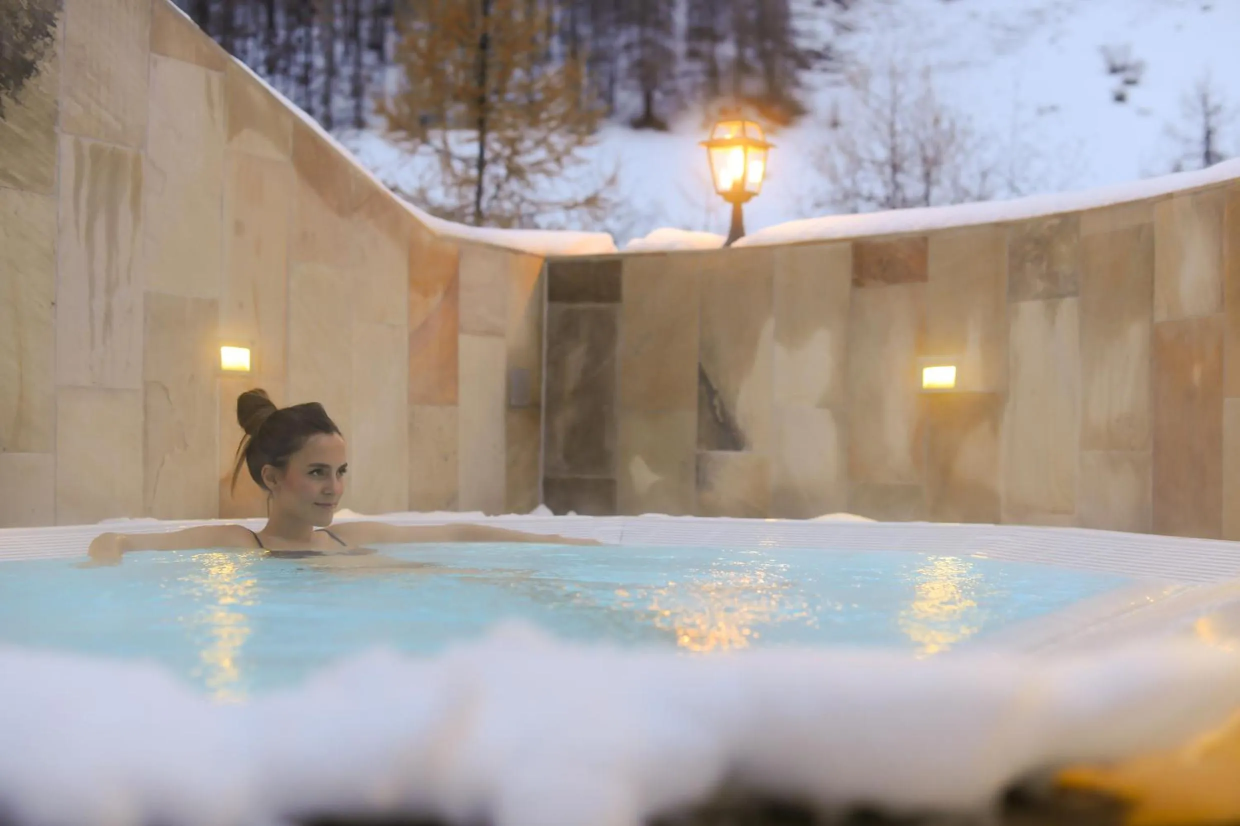 Swimming pool in Relais & Châteaux Chasa Montana