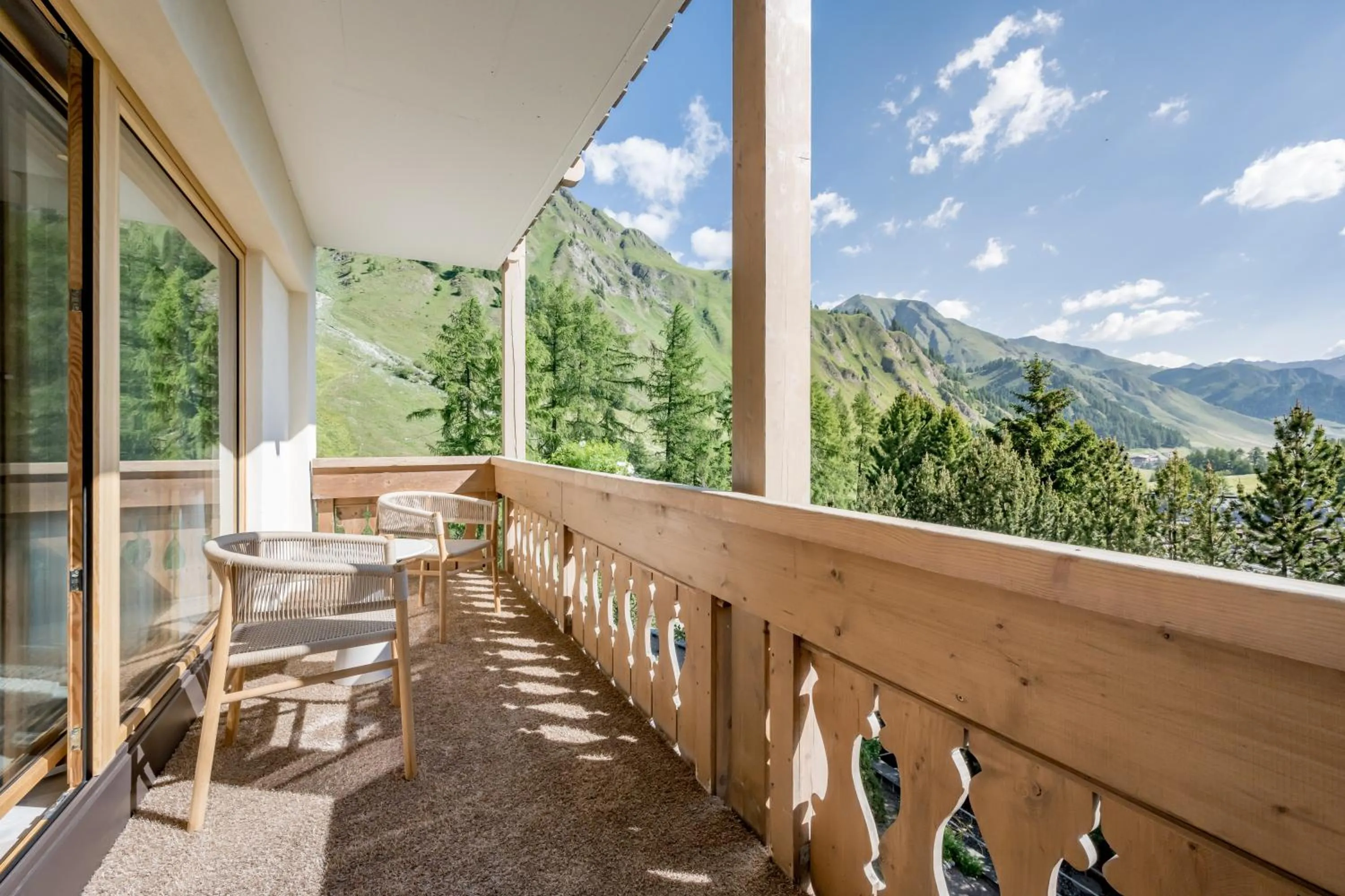 Balcony/Terrace in Relais & Châteaux Chasa Montana