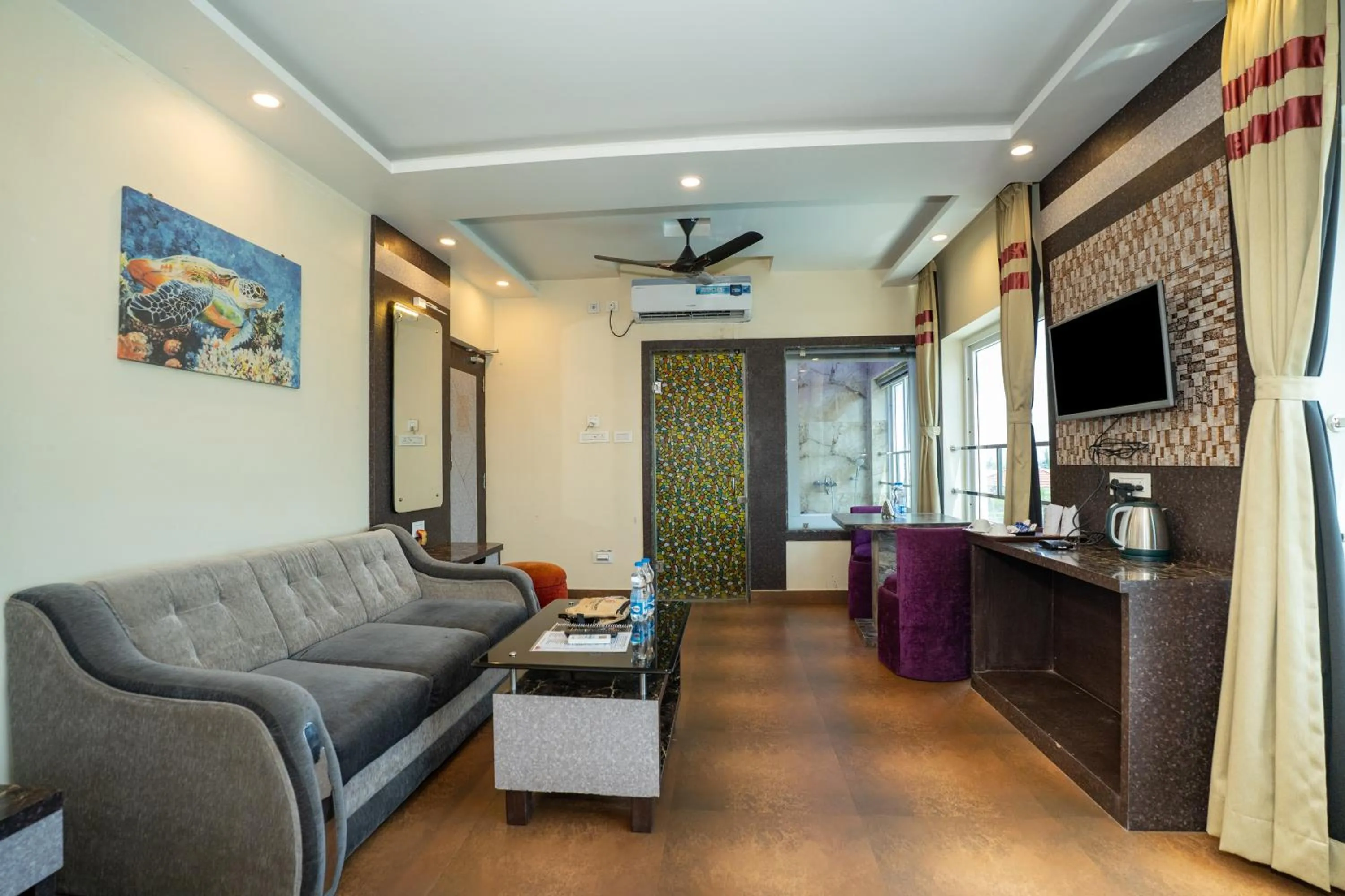 Communal lounge/ TV room in Sher Bengal Beach Resort