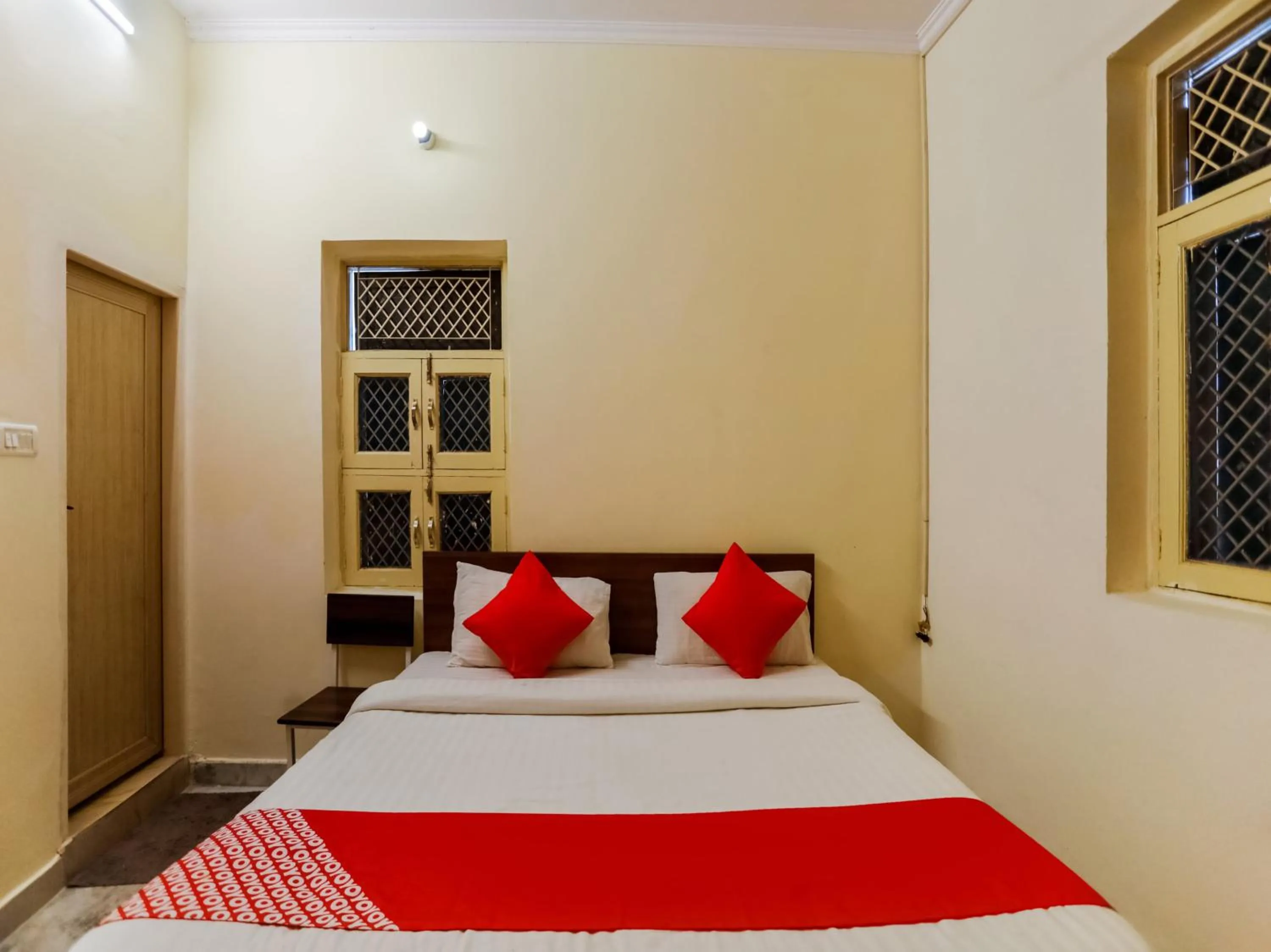 Bedroom, Bed in Bandral Residency